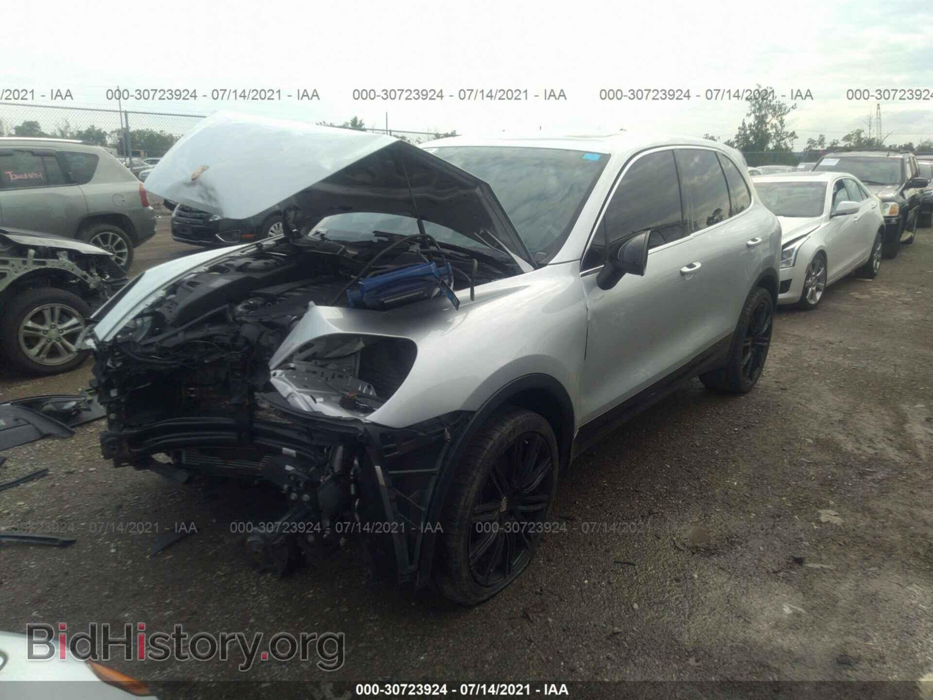 2012 PORSCHE CAYENNE - VIN: WP1AA2A24CLA11436 - Фото 2