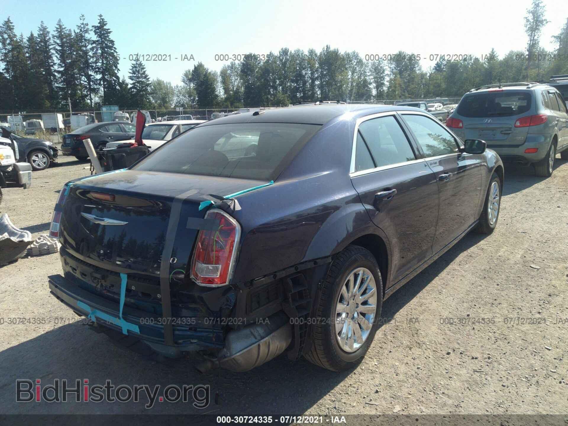 2014 CHRYSLER 300 - VIN: 2C3CCAAG2EH140872 - Фото 4