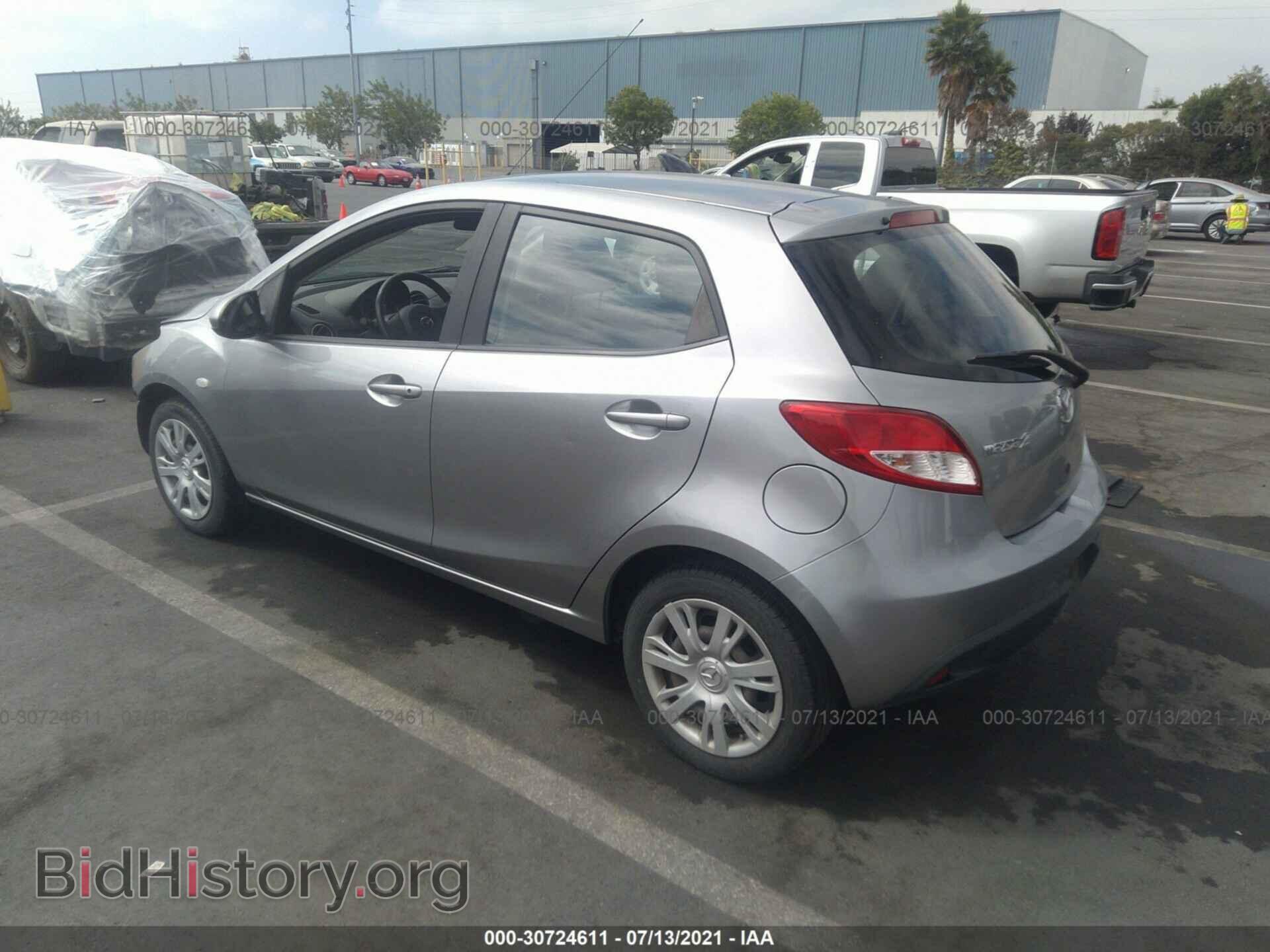 2011 MAZDA MAZDA2 - VIN: JM1DE1HZ8B0125505 - Фото 3