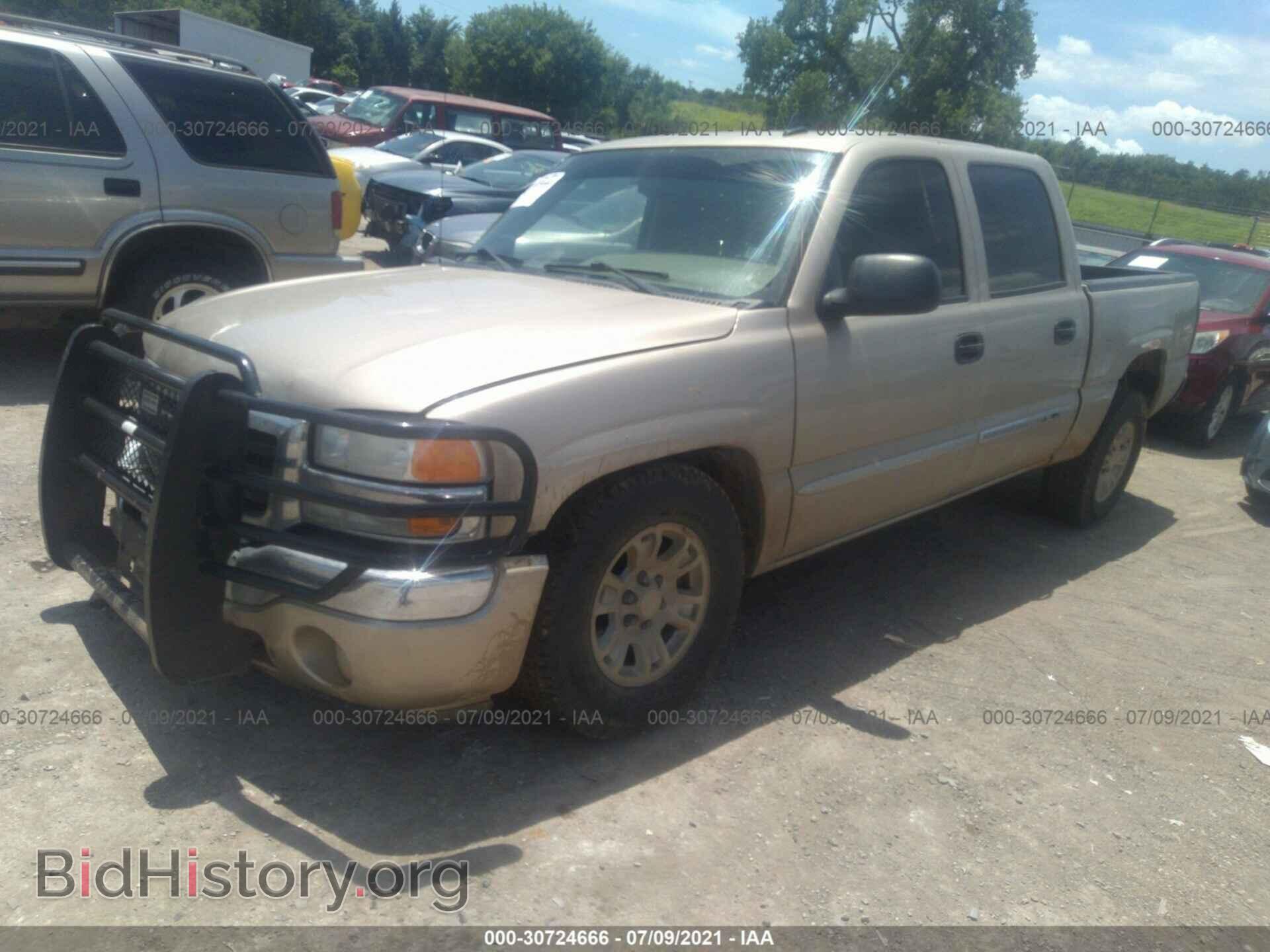 2006 GMC SIERRA 1500 - VIN: 2GTEC13T461166530 - Фото 2