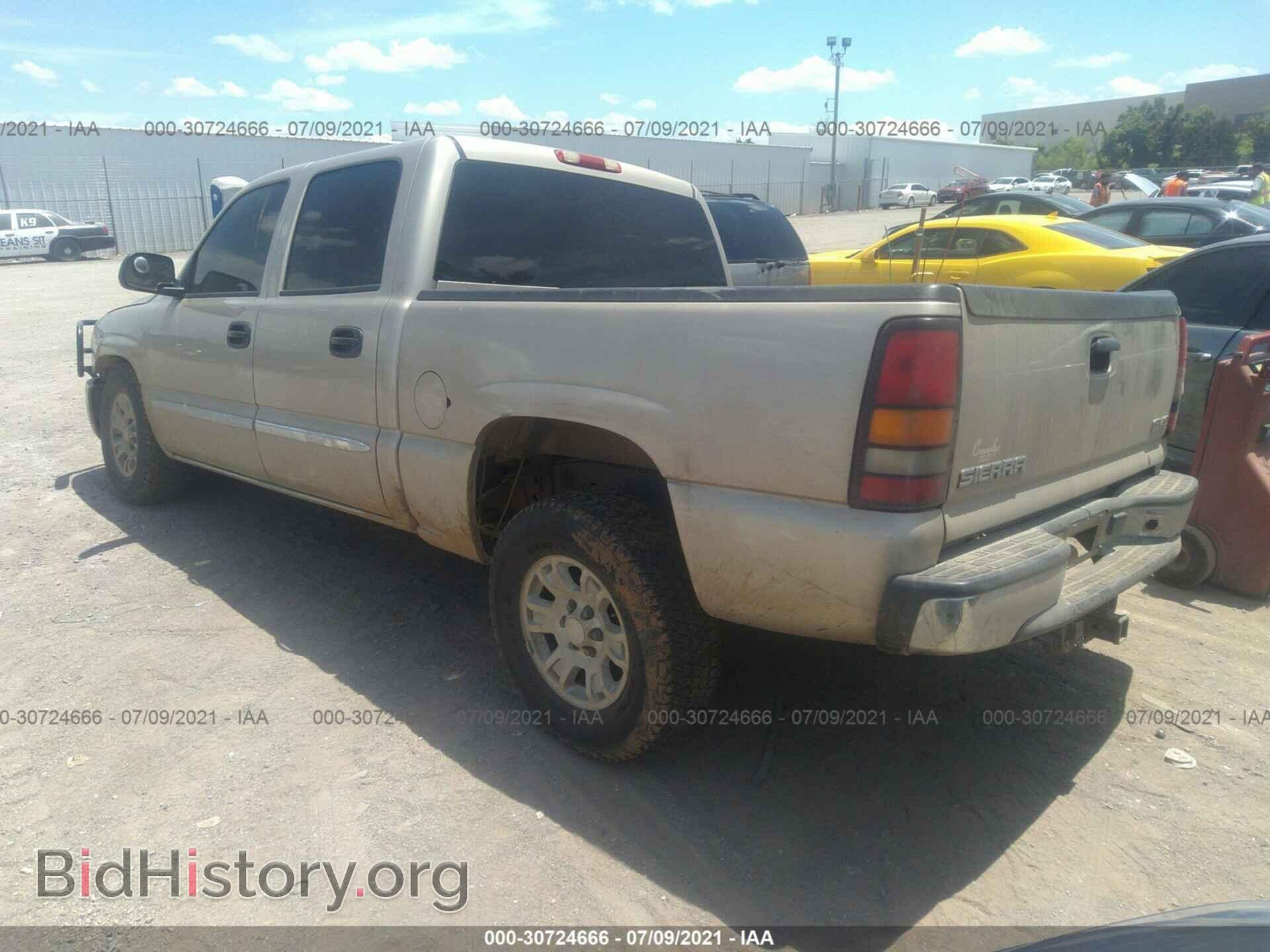 2006 GMC SIERRA 1500 - VIN: 2GTEC13T461166530 - Фото 3