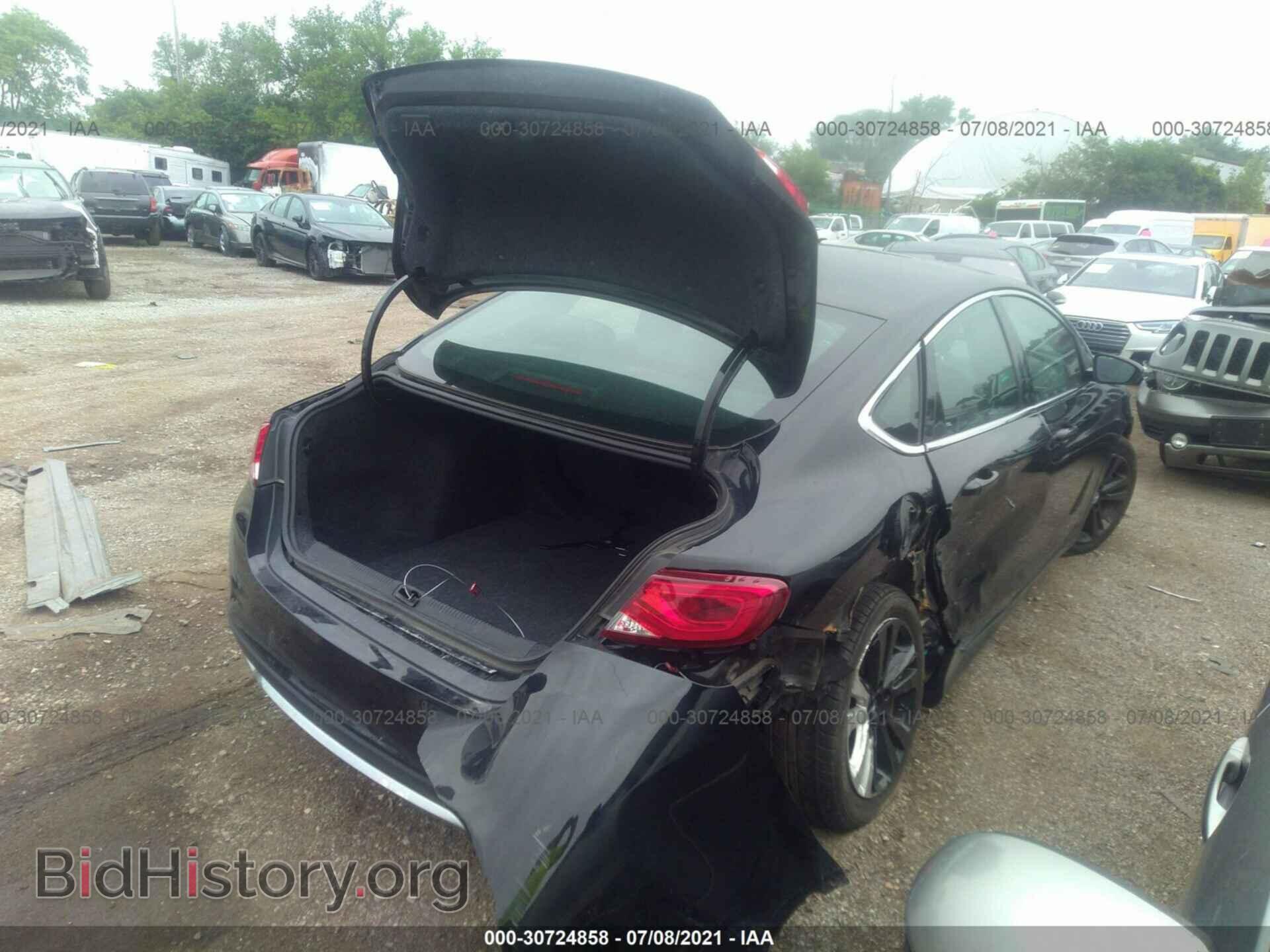 2016 CHRYSLER 200 - VIN: 1C3CCCAB1GN192309 - Фото 4
