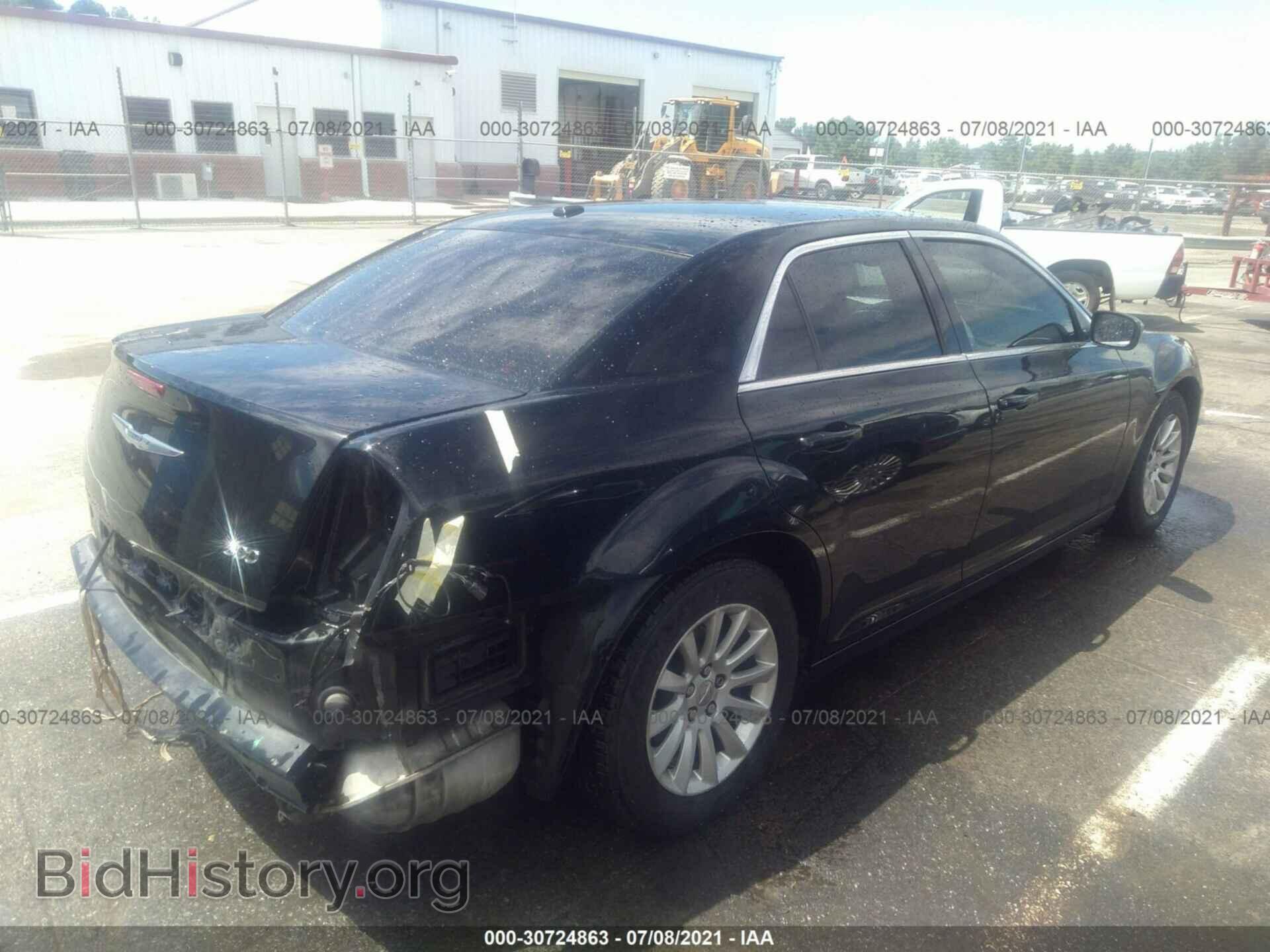2013 CHRYSLER 300 - VIN: 2C3CCAAG5DH712158 - Фото 6