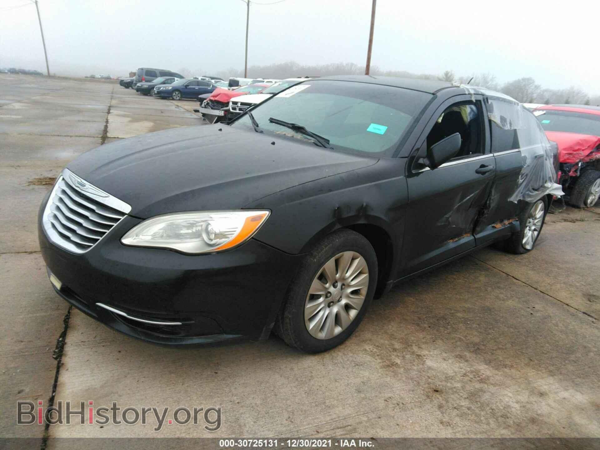 2014 CHRYSLER 200 - VIN: 1C3CCBAB7EN208357 - Фото 2
