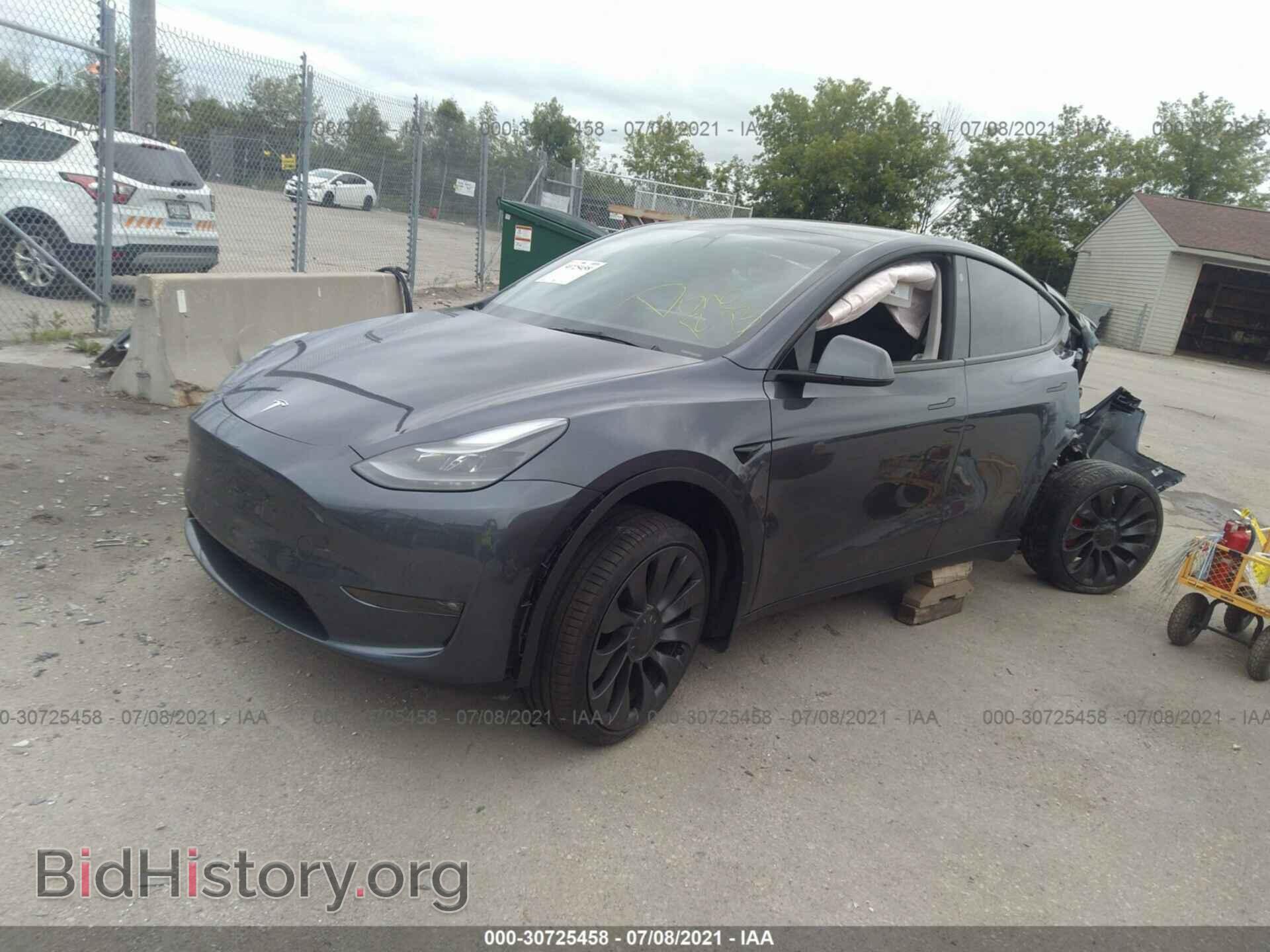 2021 TESLA MODEL Y - VIN: 5YJYGDEF6MF201556 - Photo 2