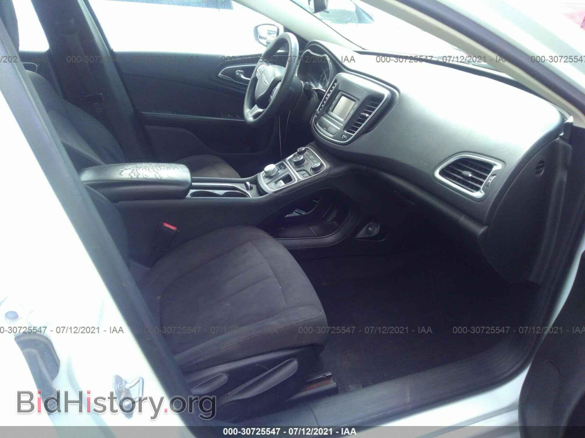 2015 CHRYSLER 200 - VIN: 1C3CCCAB6FN620955 - Фото 5