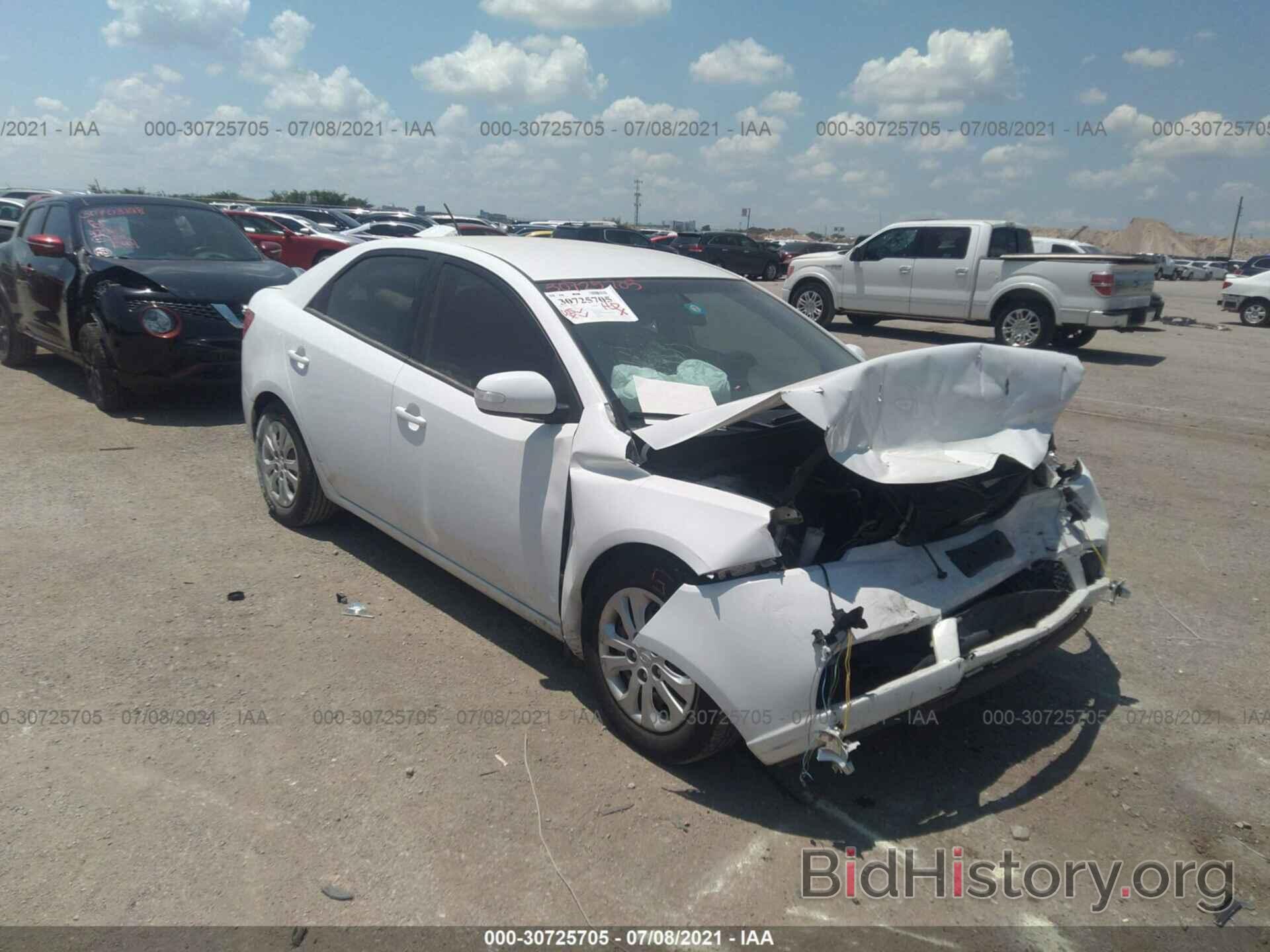 Photo KNAFU4A23A5845528 - KIA FORTE 2010