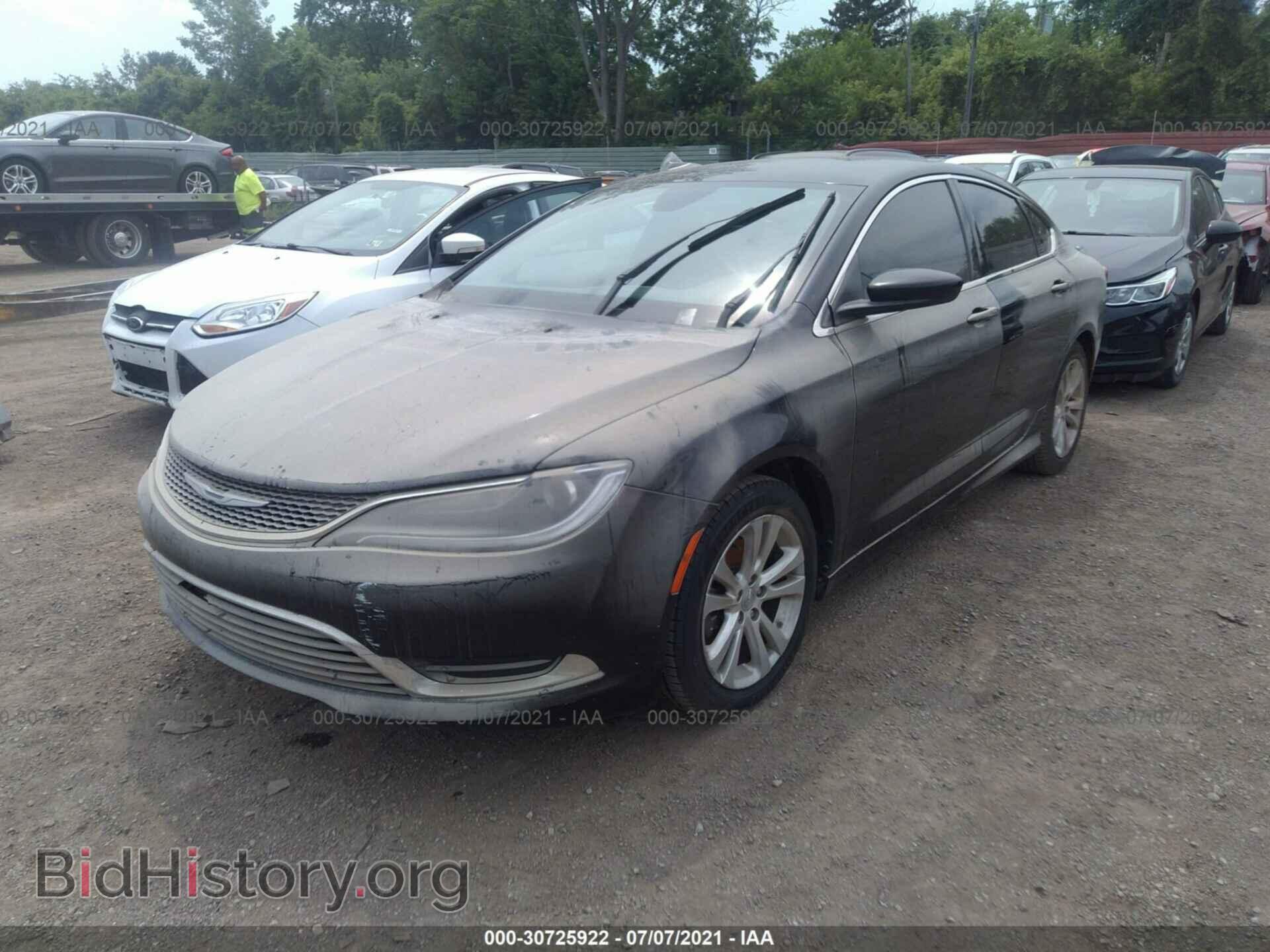 2015 CHRYSLER 200 - VIN: 1C3CCCAB3FN597876 - Фото 2