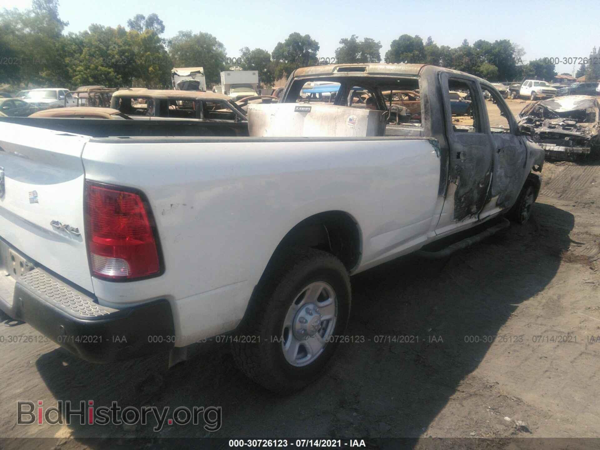 2017 RAM 2500 - VIN: 3C6TR5HTXHG612039 - Фото 4