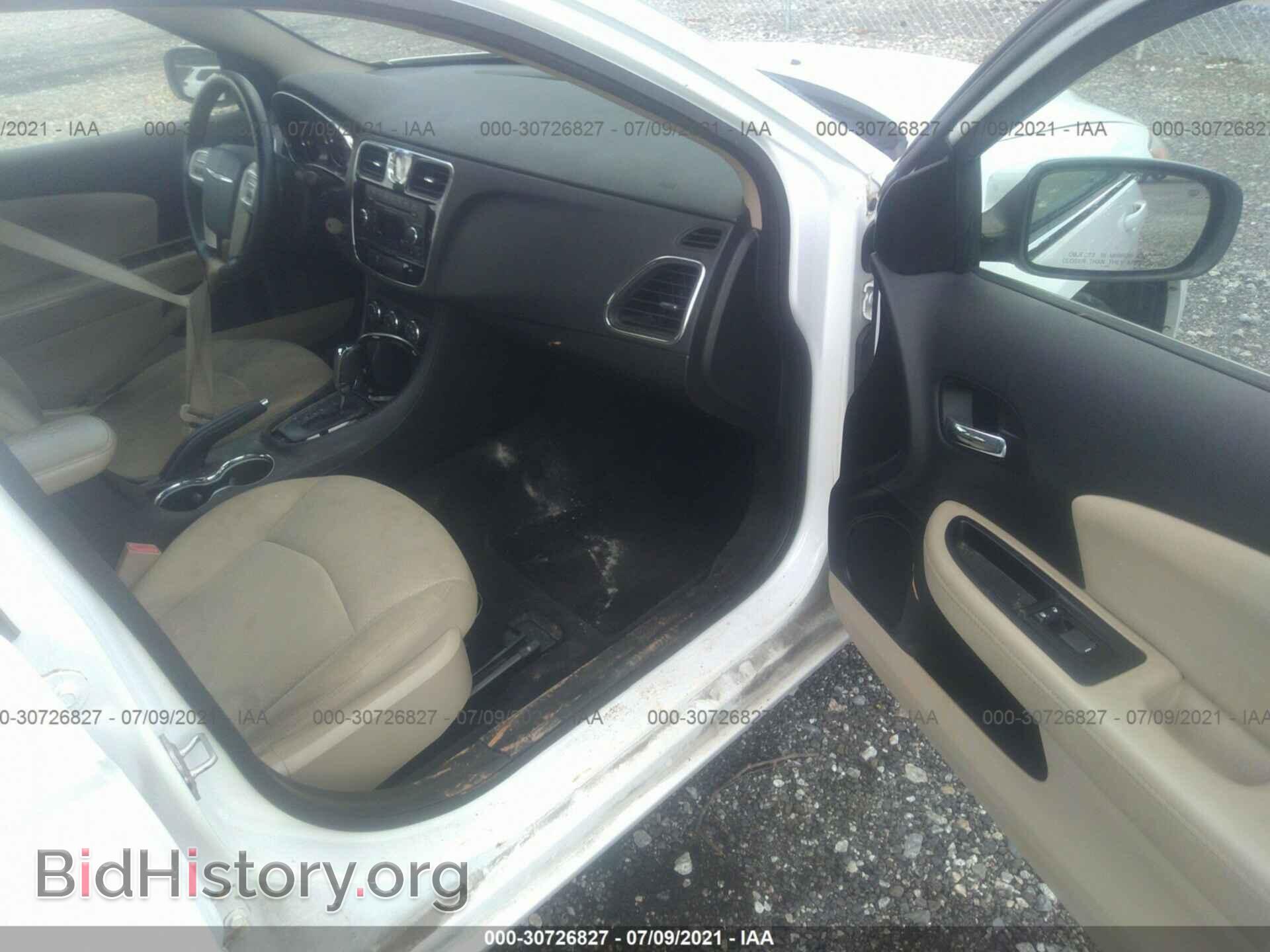 2013 CHRYSLER 200 - VIN: 1C3CCBBB1DN765875 - Photo 5