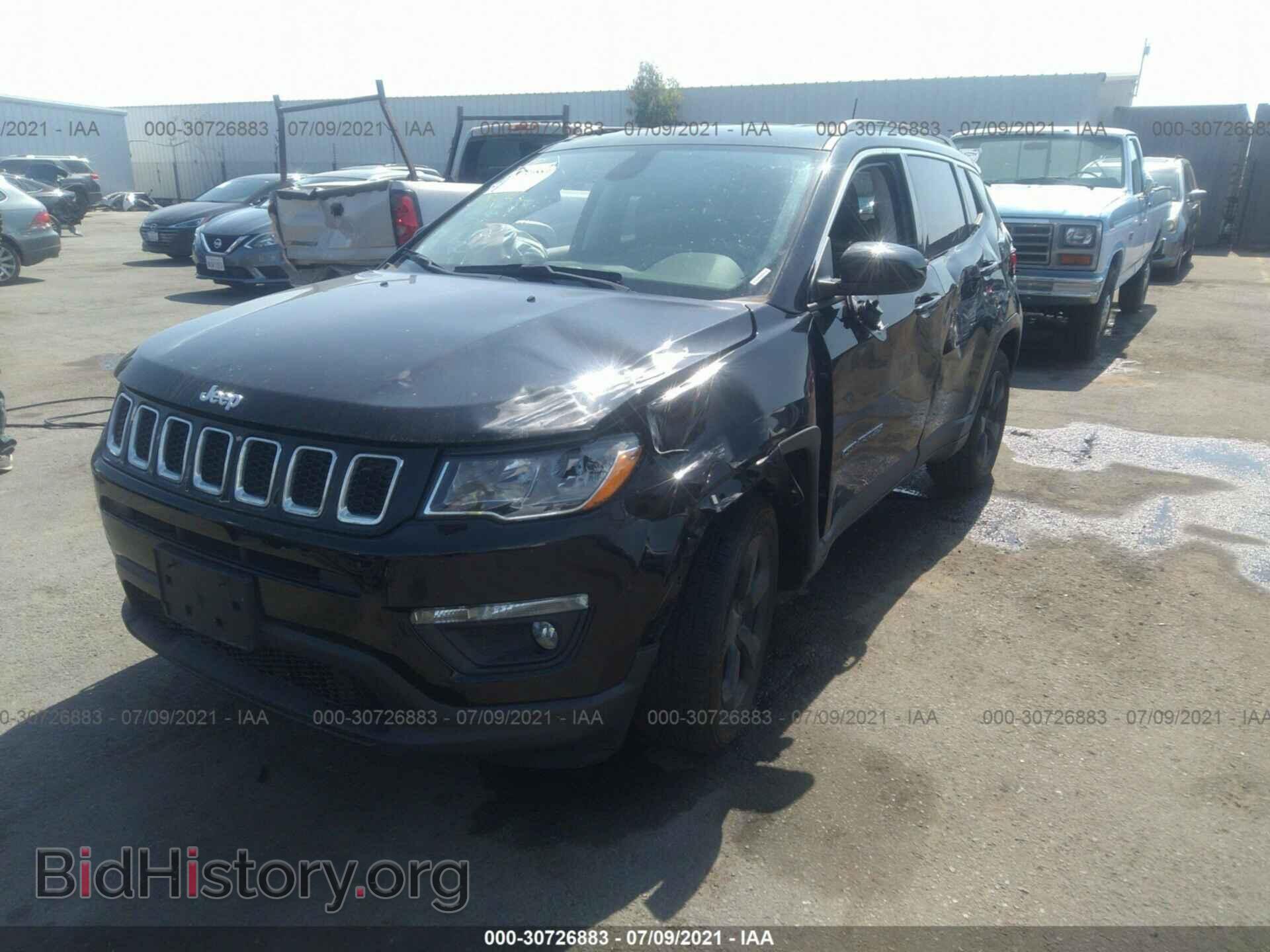 2020 JEEP COMPASS - VIN: 3C4NJCBB2LT205619 - Фото 2