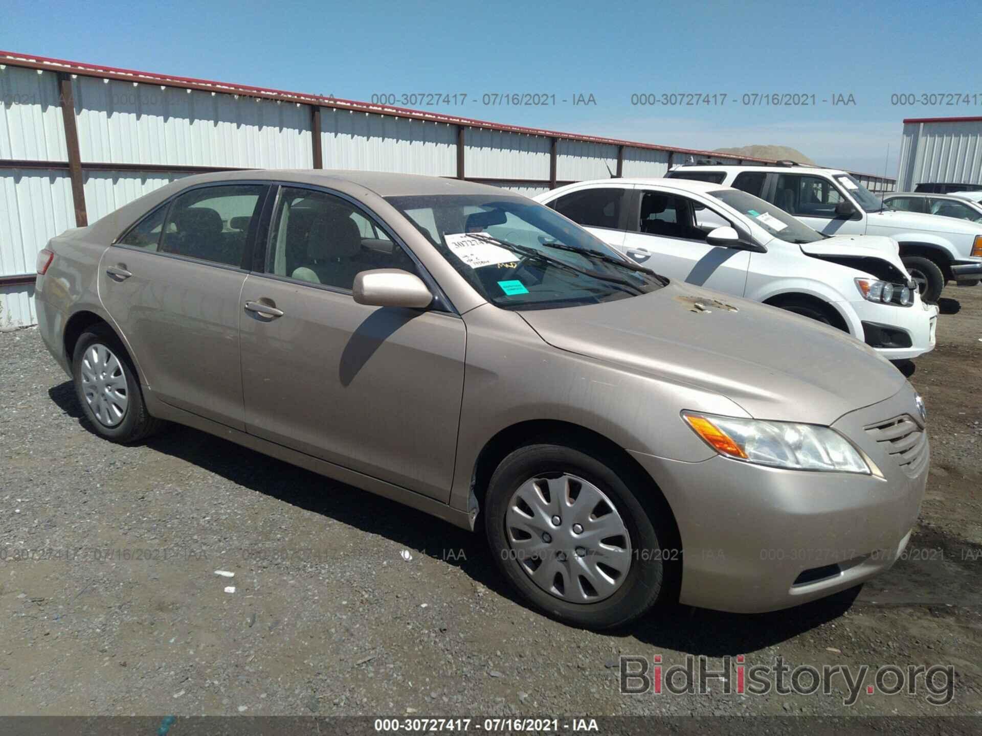 Photo 4T4BE46K47R011209 - TOYOTA CAMRY 2007
