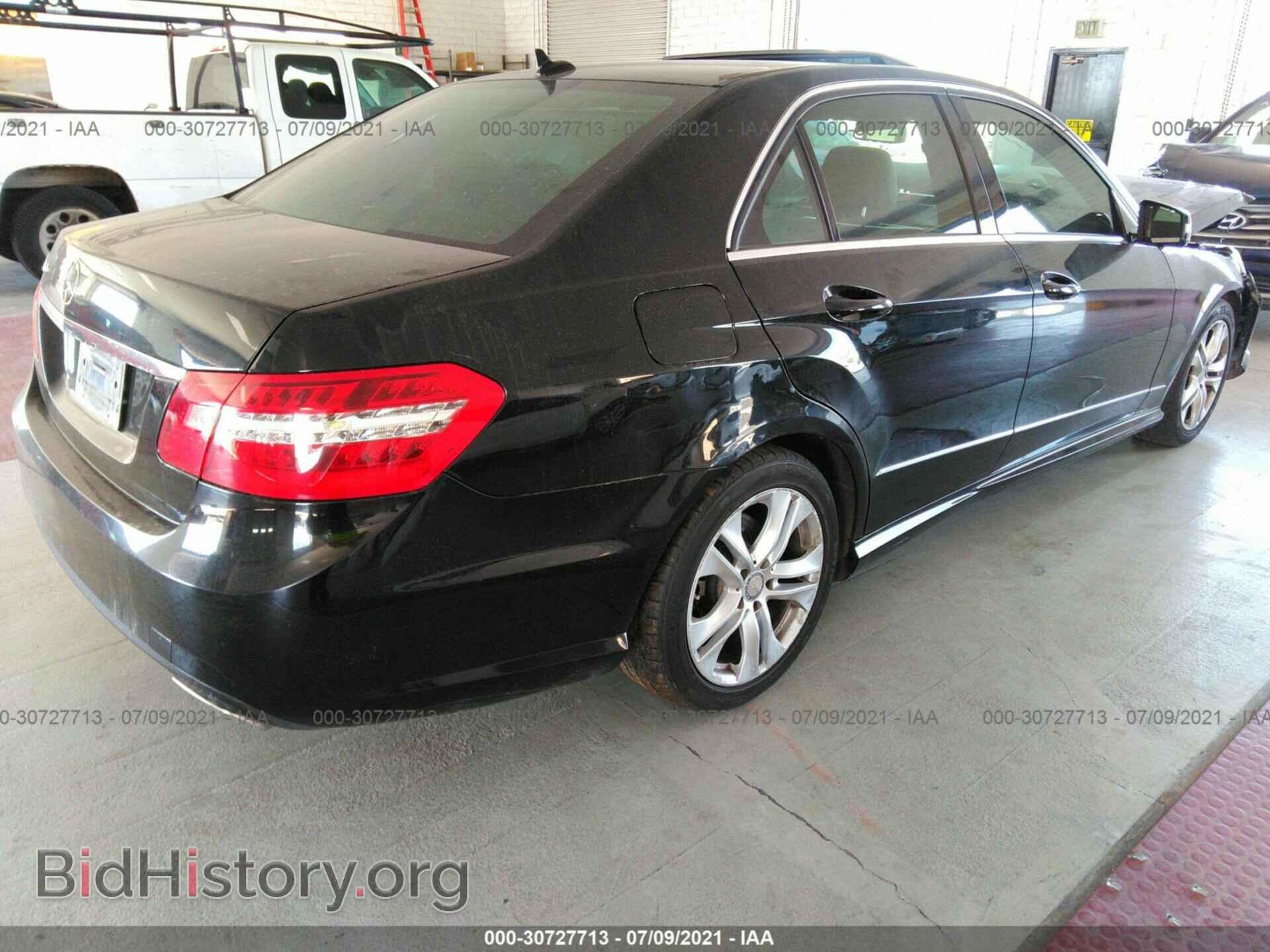 2010 MERCEDES-BENZ E-CLASS - VIN: WDDHF5GB5AA051825 - Фото 4