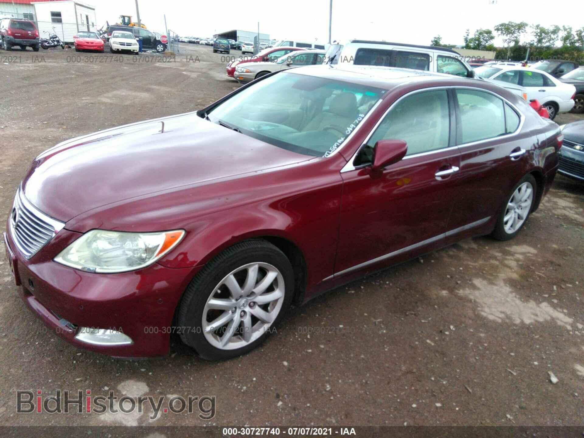 2007 LEXUS LS 460 - VIN: JTHBL46F375049708 - Photo 2