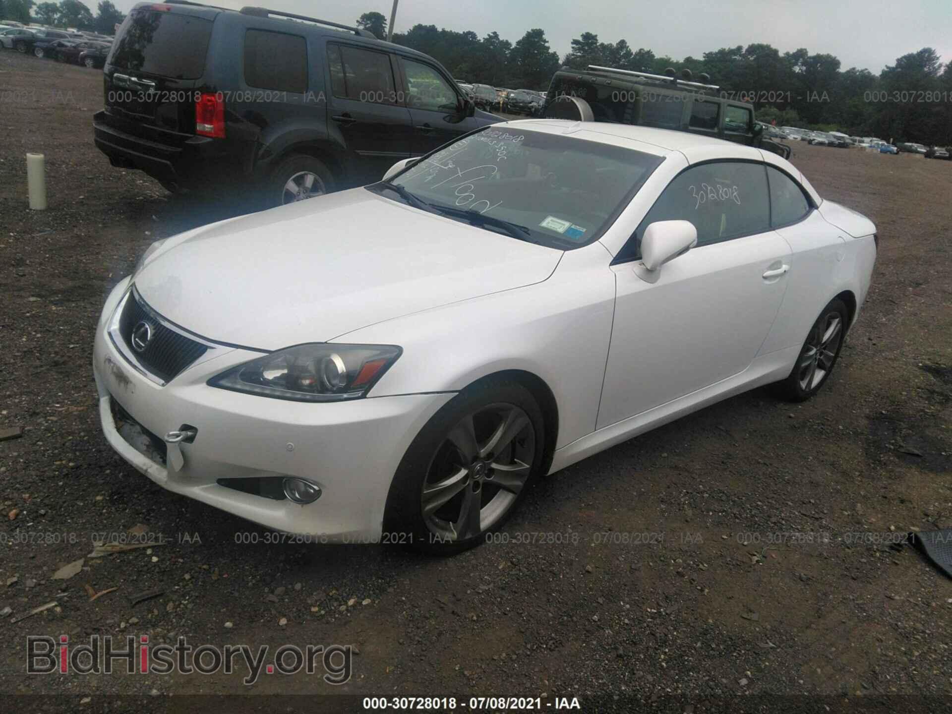 2012 LEXUS IS 350C - VIN: JTHFE2C25C2507987 - Photo 2