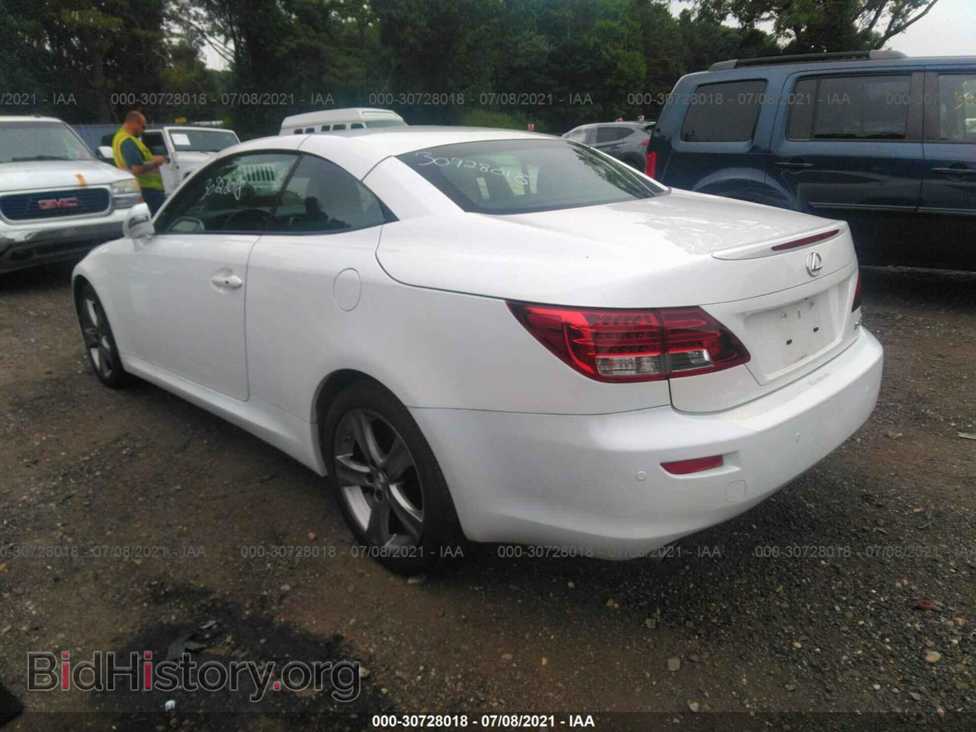 2012 LEXUS IS 350C - VIN: JTHFE2C25C2507987 - Photo 3