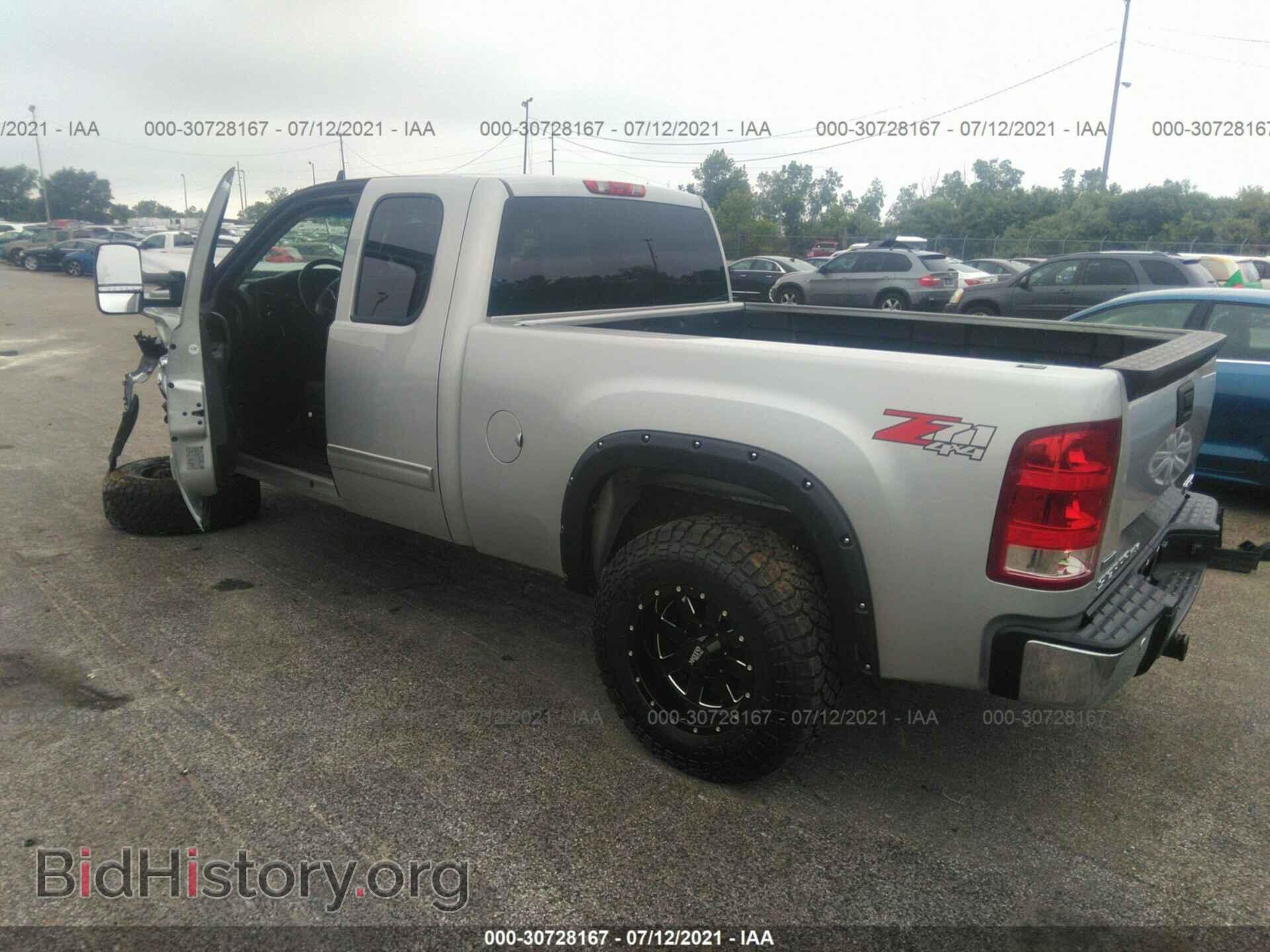 2011 GMC SIERRA 1500 - VIN: 1GTR2VE32BZ110662 - Фото 3