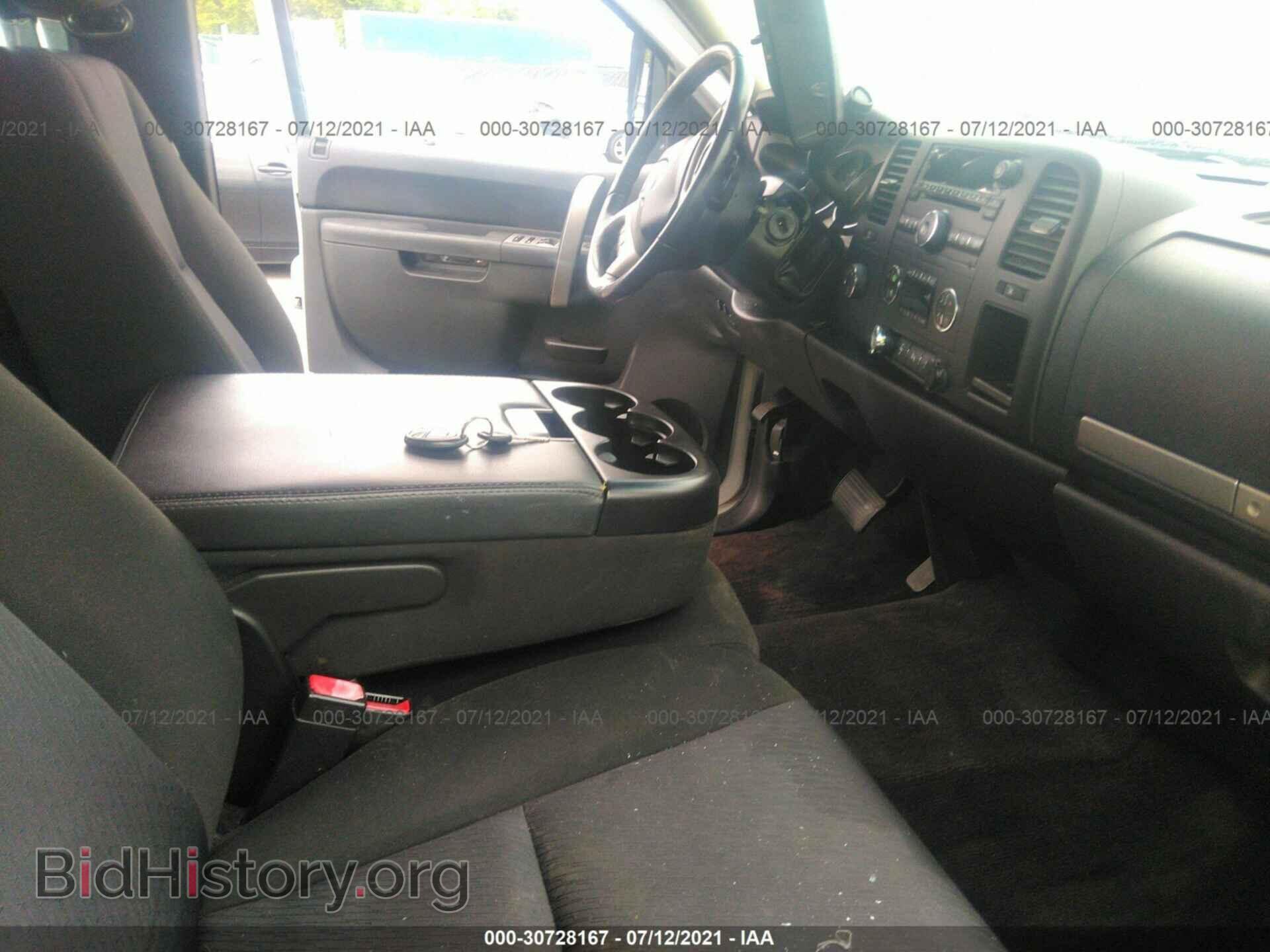 2011 GMC SIERRA 1500 - VIN: 1GTR2VE32BZ110662 - Фото 5