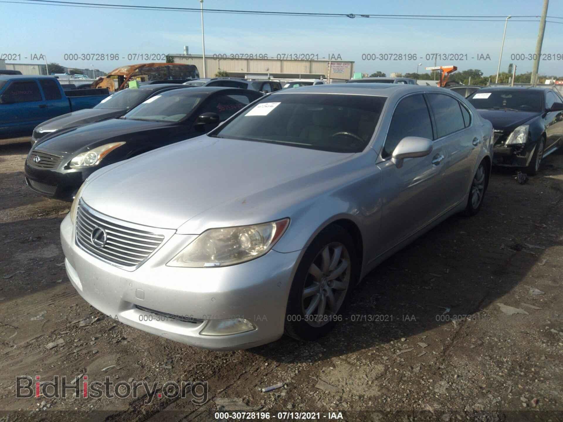 2007 LEXUS LS 460 - VIN: JTHGL46F675006874 - Фото 2