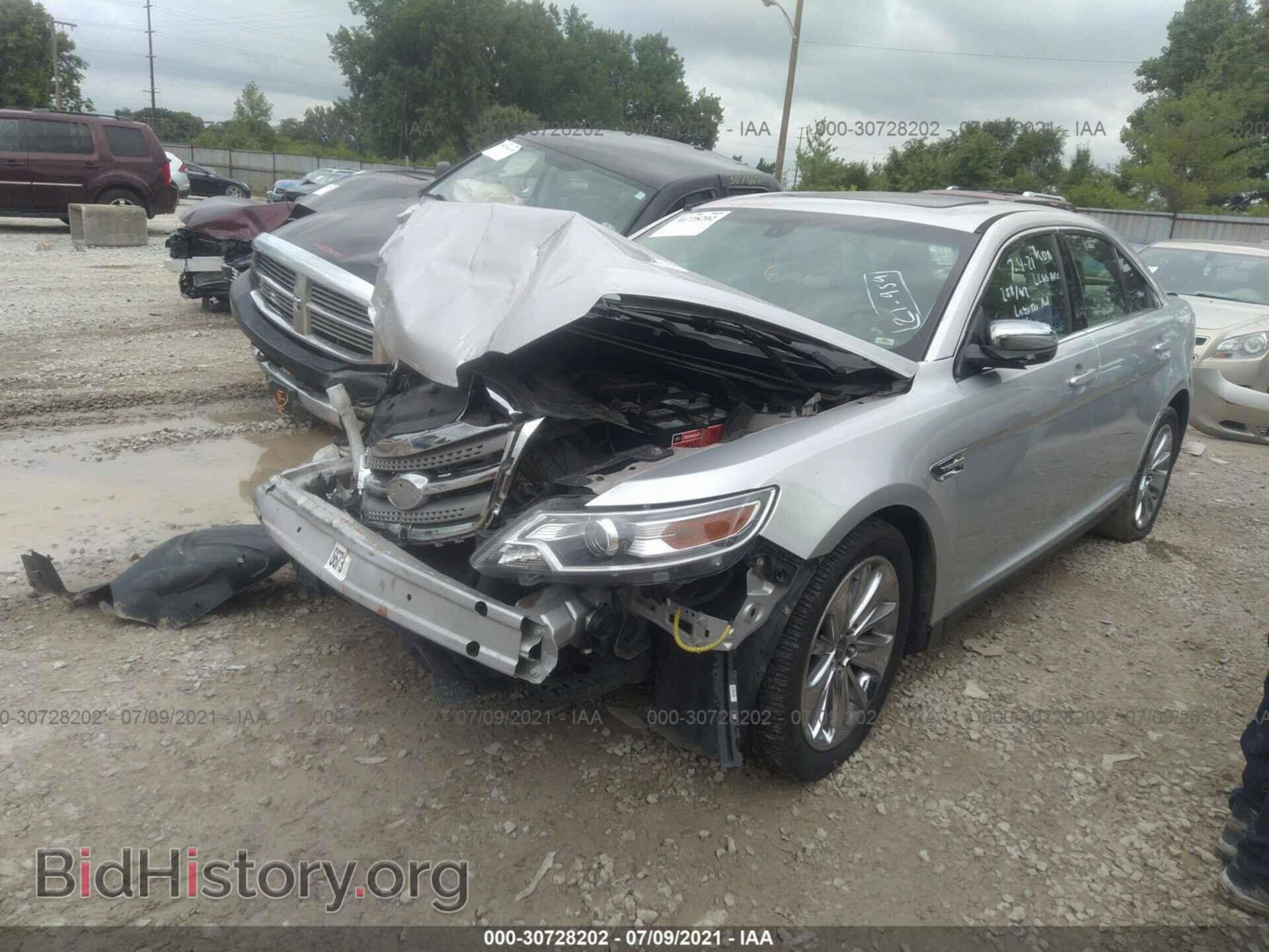 2012 FORD TAURUS - VIN: 1FAHP2FW8CG110723 - Photo 2
