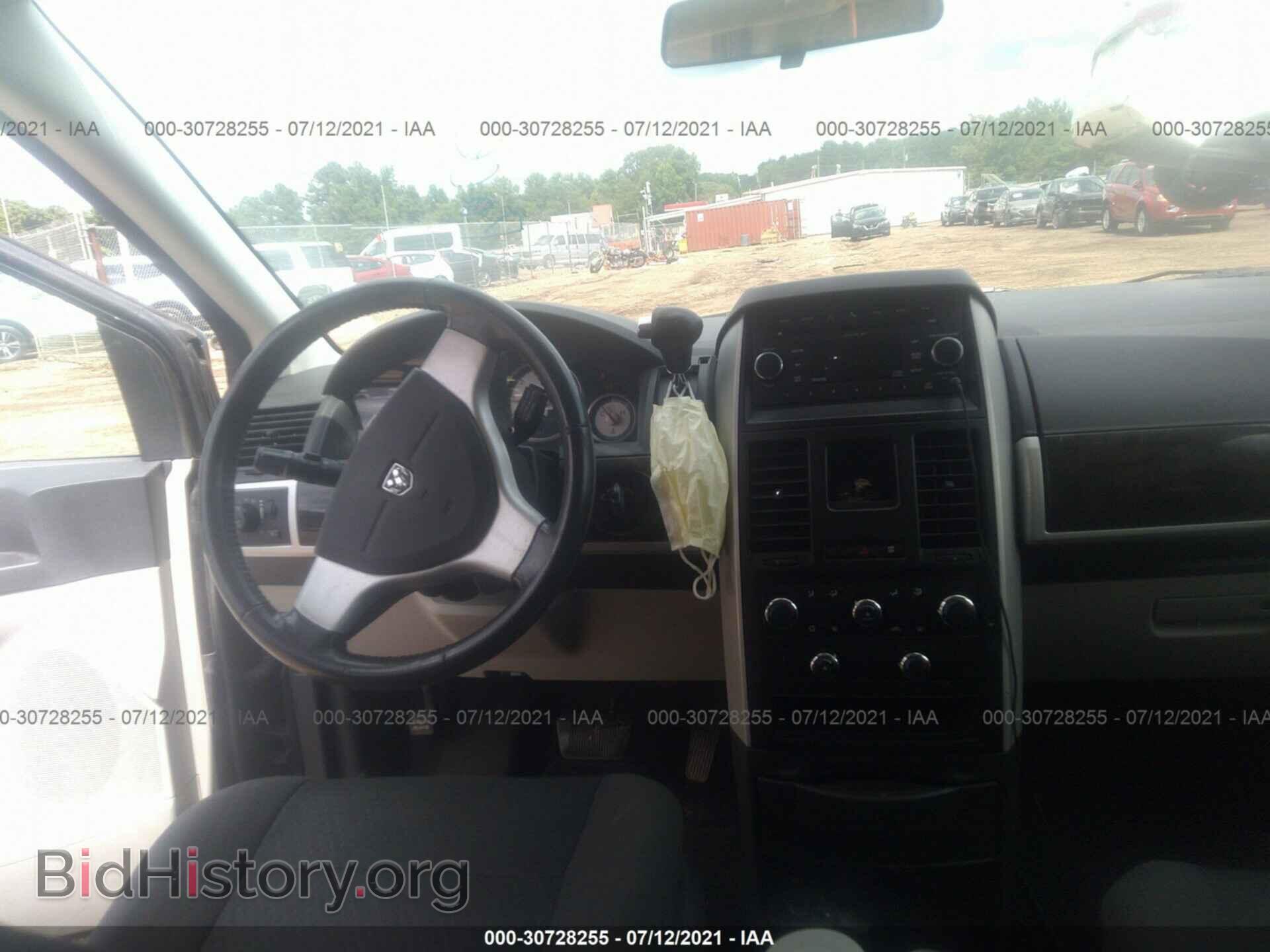 2010 DODGE GRAND CARAVAN - VIN: 2D4RN5D19AR409360 - Фото 5