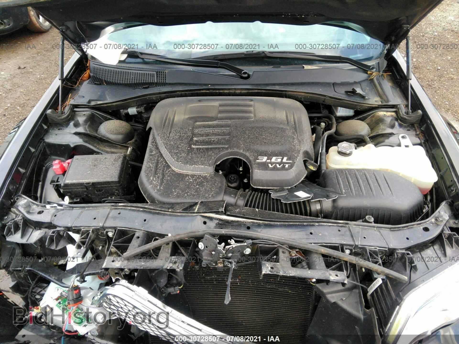 2019 CHRYSLER 300 - VIN: 2C3CCAAG9KH590188 - Фото 10