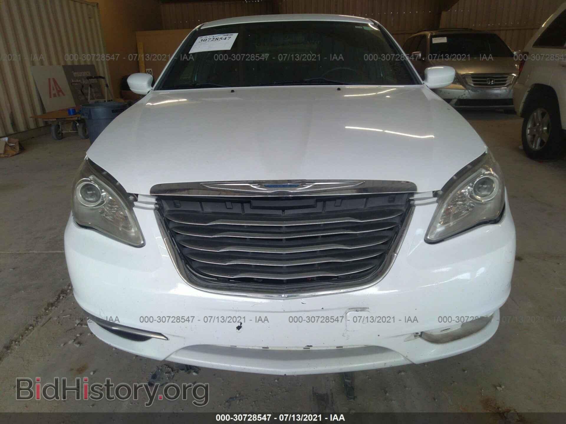 2012 CHRYSLER 200 - VIN: 1C3CCBAB0CN318034 - Фото 6