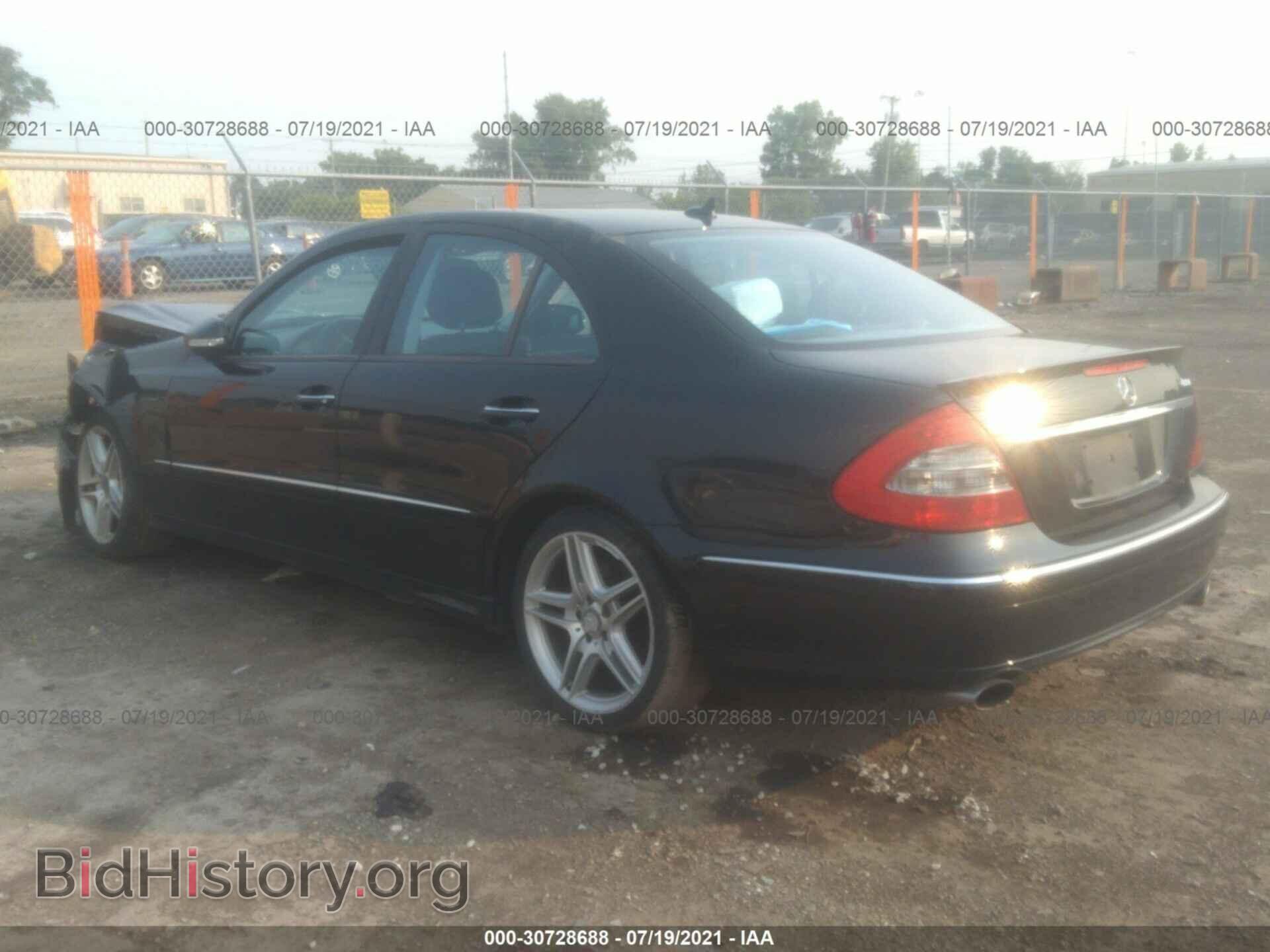 2008 MERCEDES-BENZ E-CLASS - VIN: WDBUF87X88B317184 - Фото 3