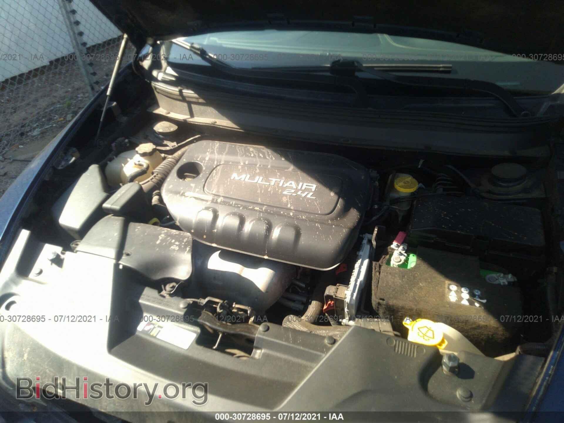 2016 JEEP CHEROKEE - VIN: 1C4PJLCB2GW206860 - Фото 10