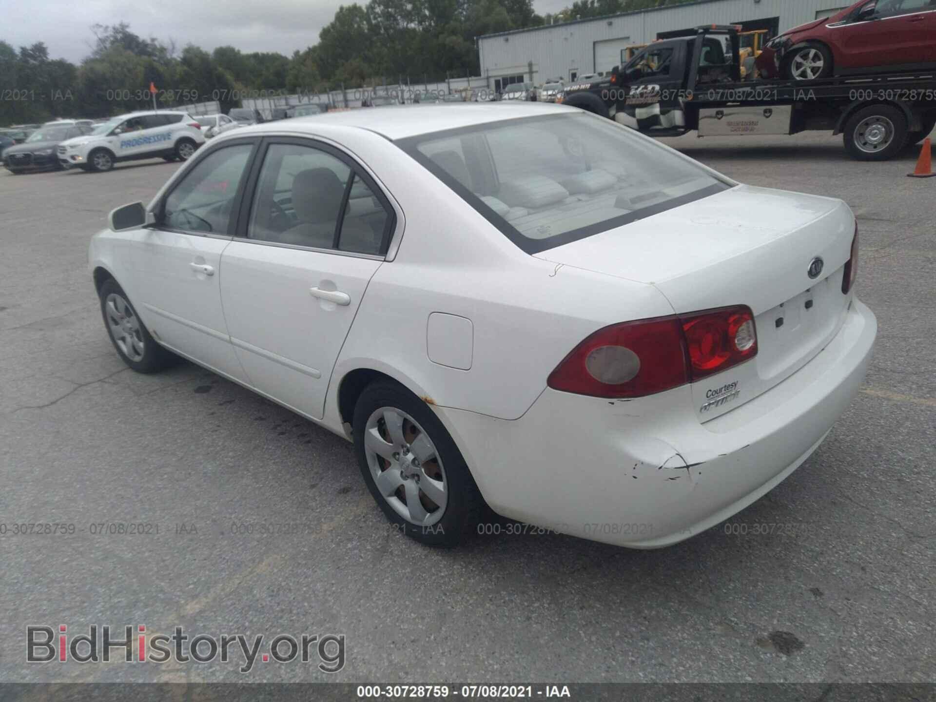 2006 KIA OPTIMA - VIN: KNAGE123365026940 - Фото 3