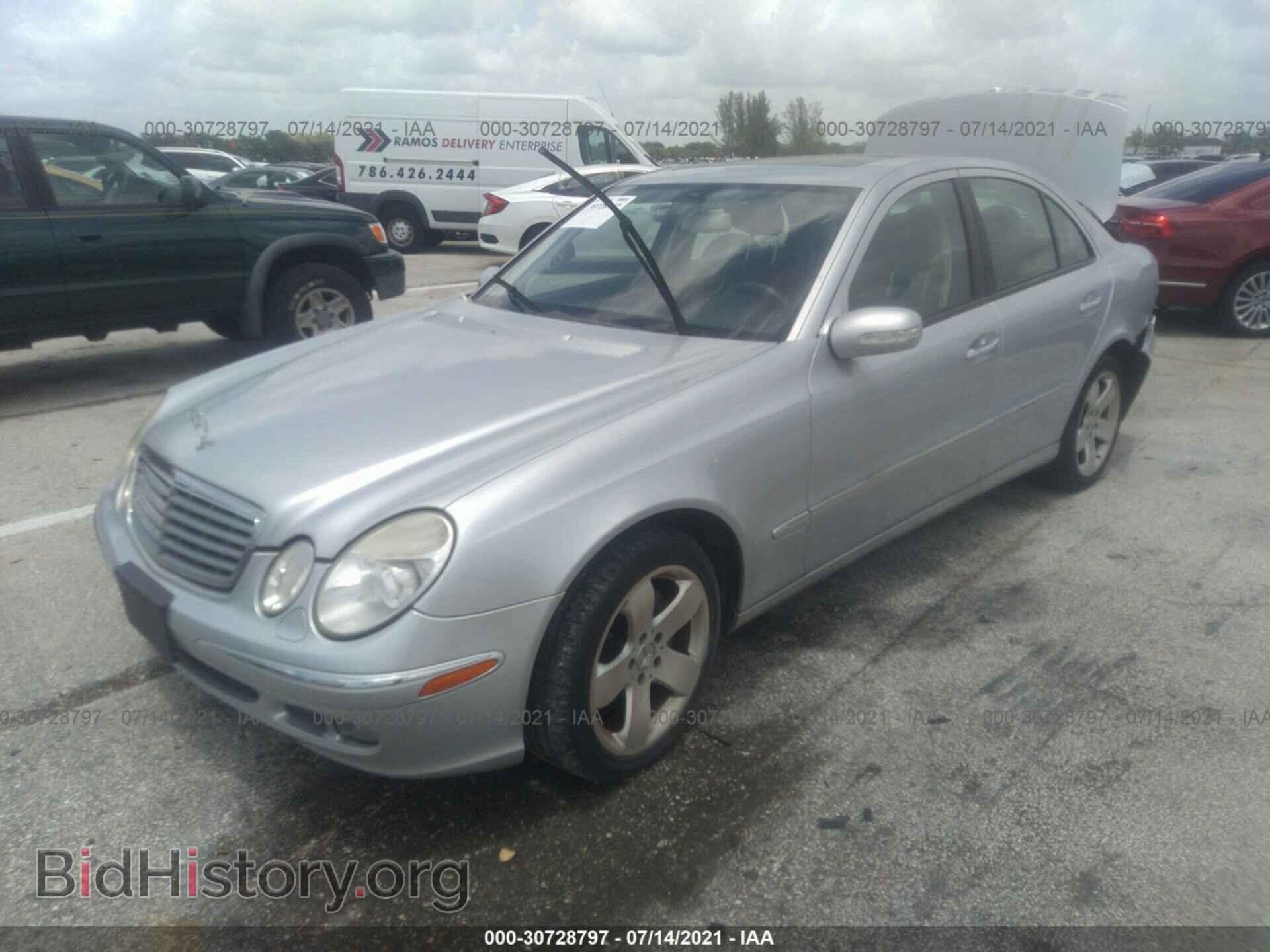 2006 MERCEDES-BENZ E-CLASS - VIN: WDBUF56J96A831236 - Фото 2