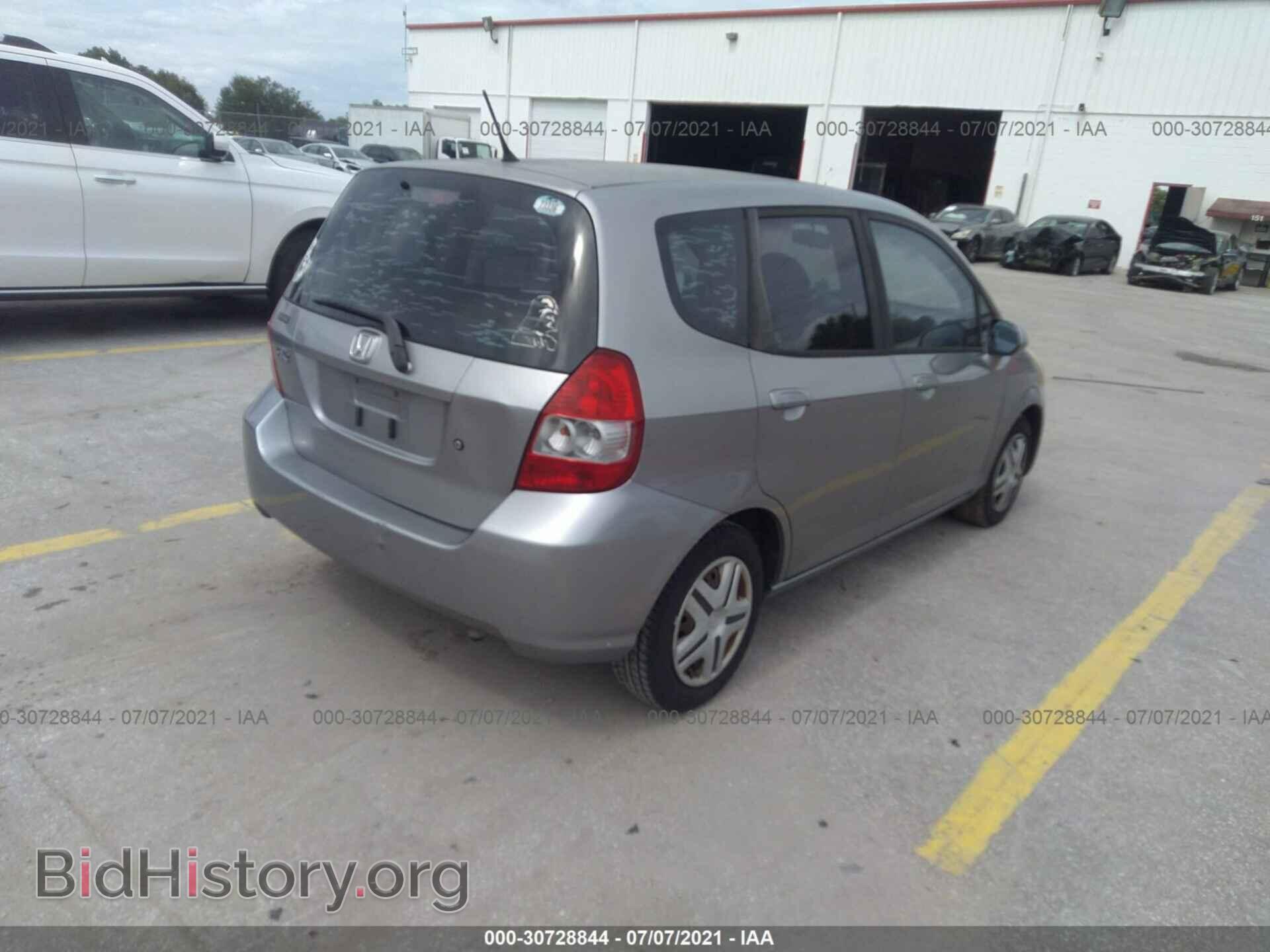 2008 HONDA FIT - VIN: JHMGD38418S068723 - Фото 4