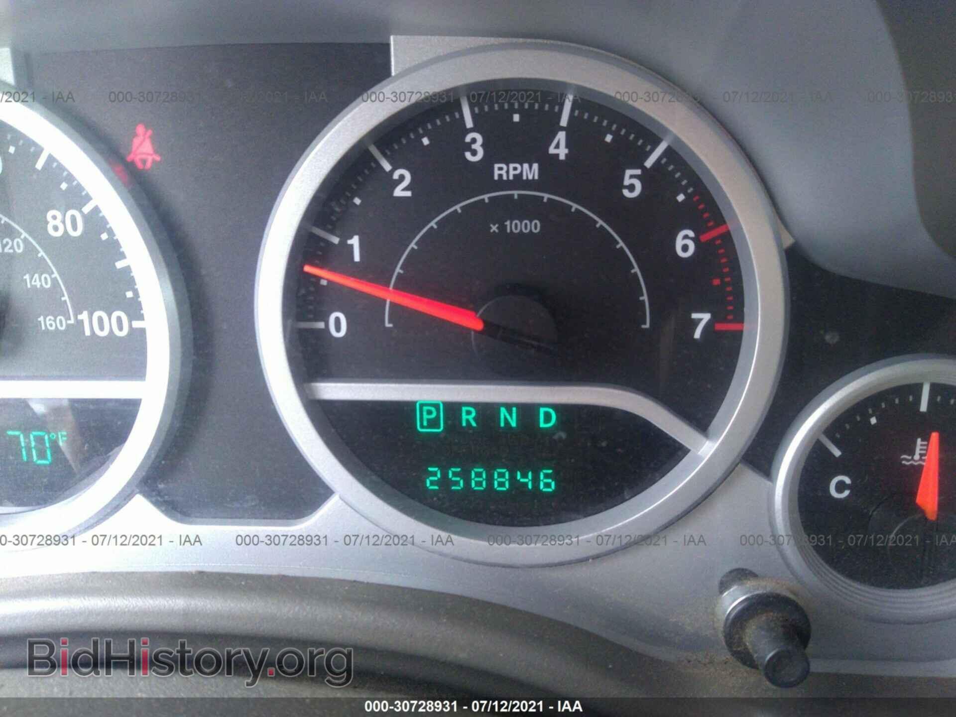 2007 JEEP WRANGLER - VIN: 1J4FA54167L197301 - Фото 7