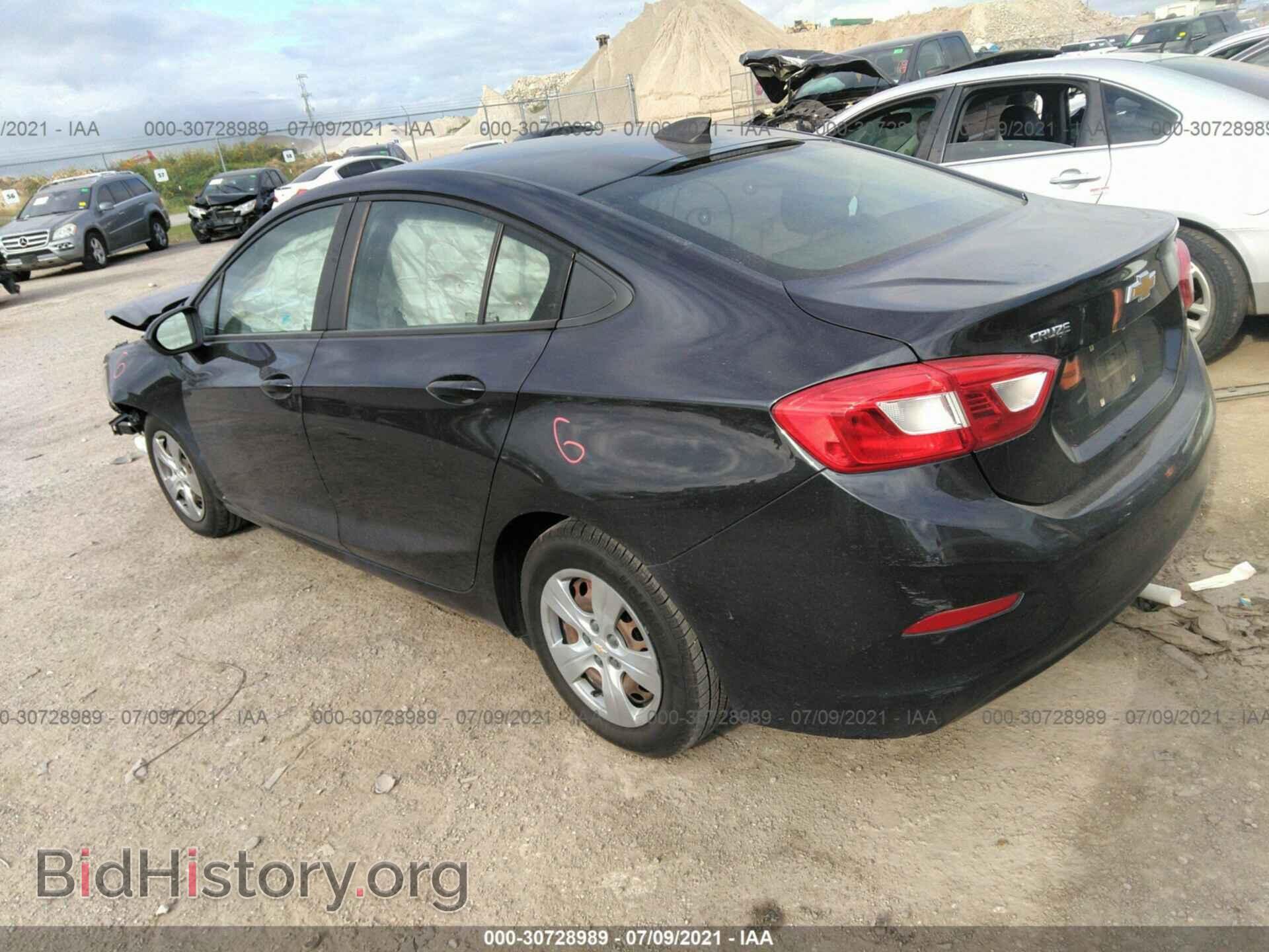 2016 CHEVROLET CRUZE - VIN: 1G1BC5SM0G7242584 - Фото 3