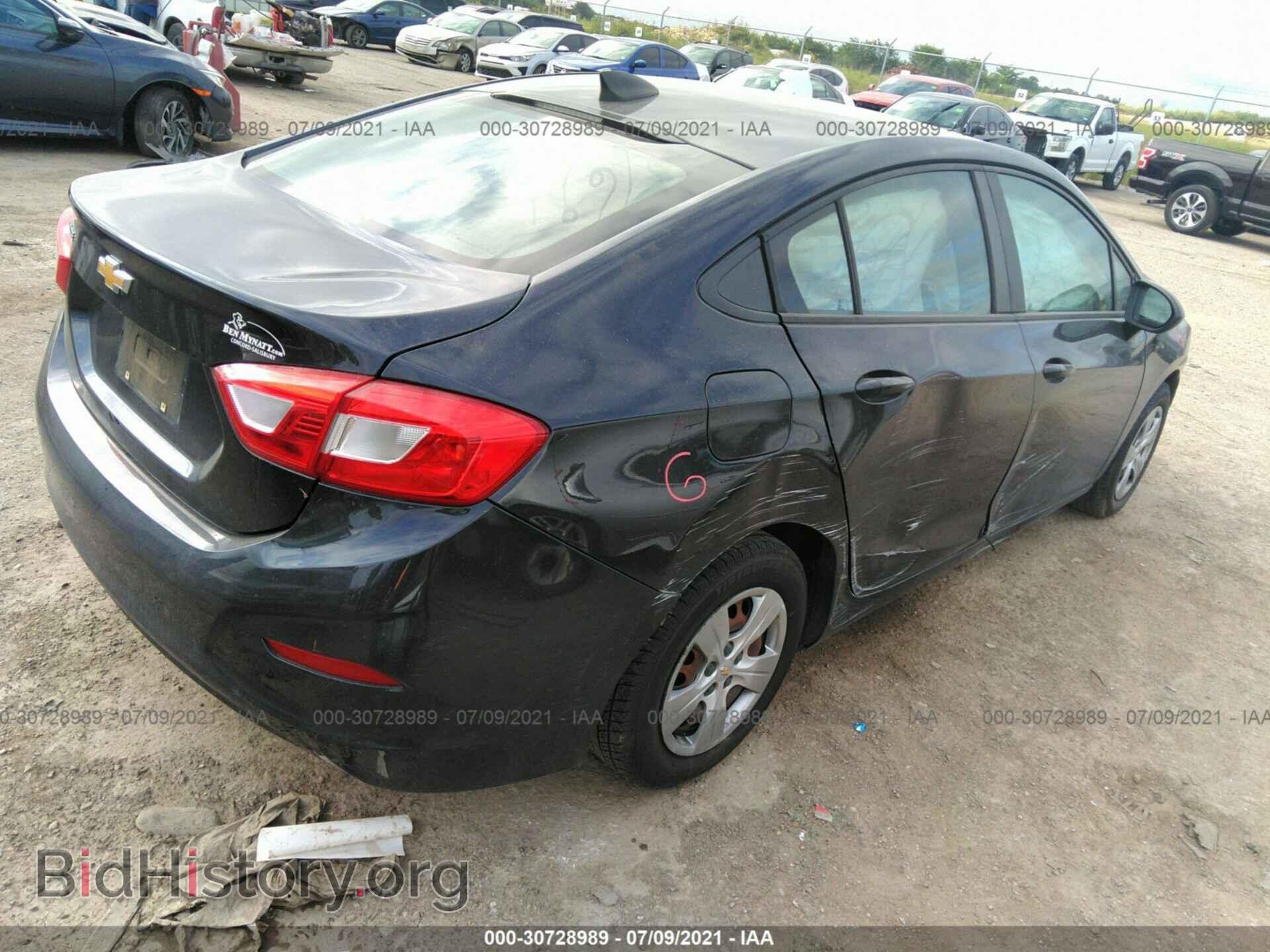 2016 CHEVROLET CRUZE - VIN: 1G1BC5SM0G7242584 - Фото 4