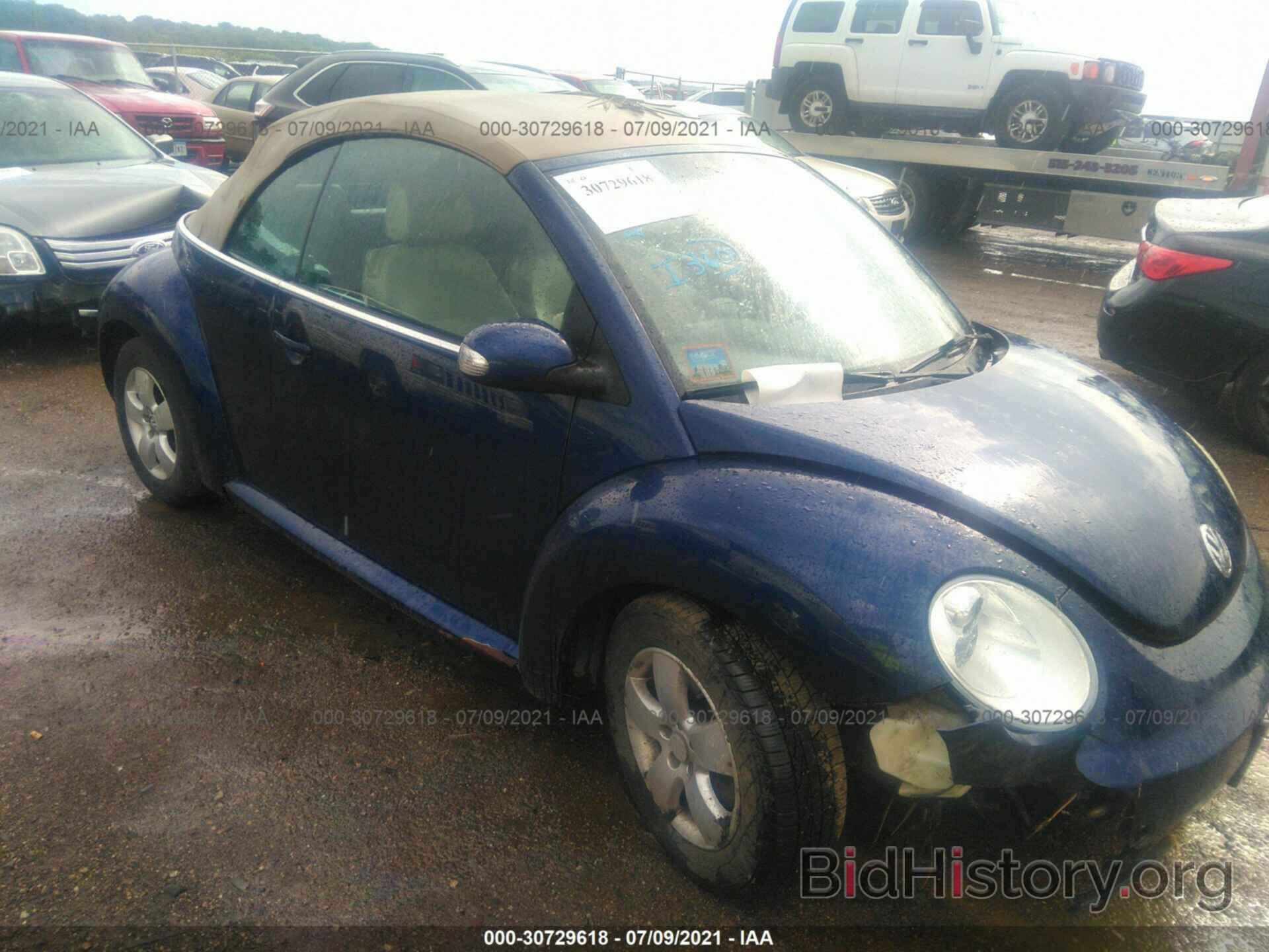 Photo 3VWRF31Y26M330107 - VOLKSWAGEN NEW BEETLE CONVERTIBLE 2006