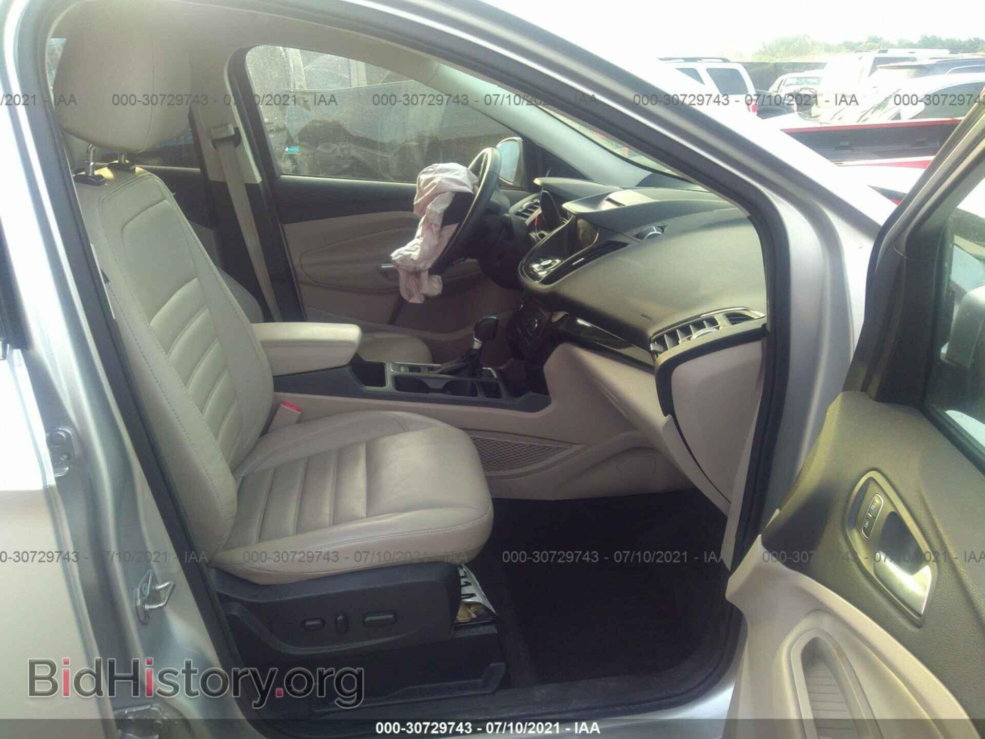 2017 FORD ESCAPE - VIN: 1FMCU0JD6HUB49001 - Photo 5
