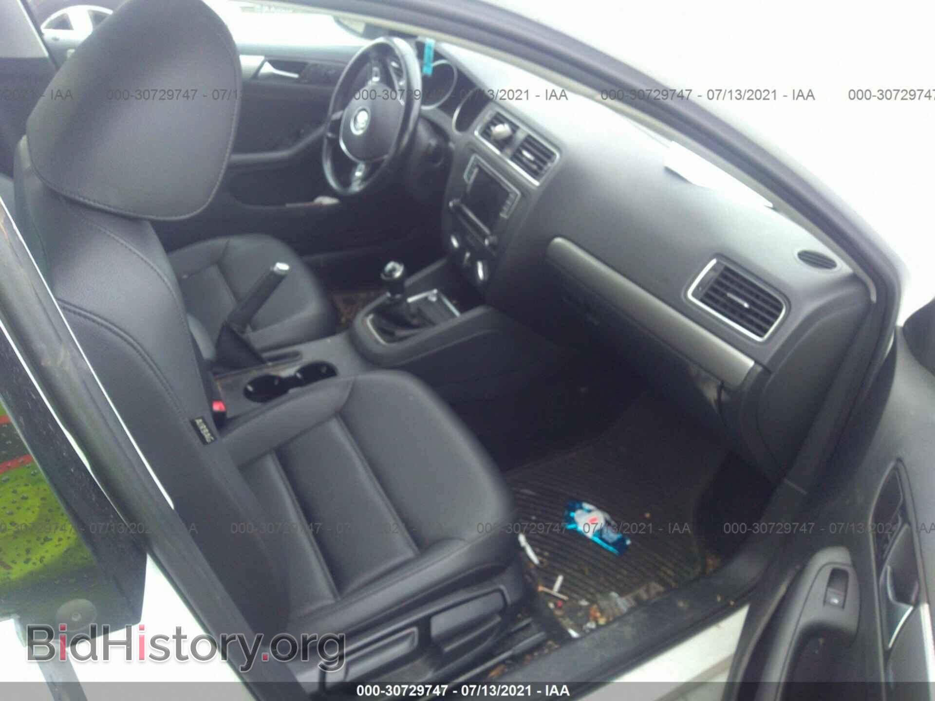 2017 VOLKSWAGEN JETTA - VIN: 3VWB67AJ2HM322412 - Фото 5