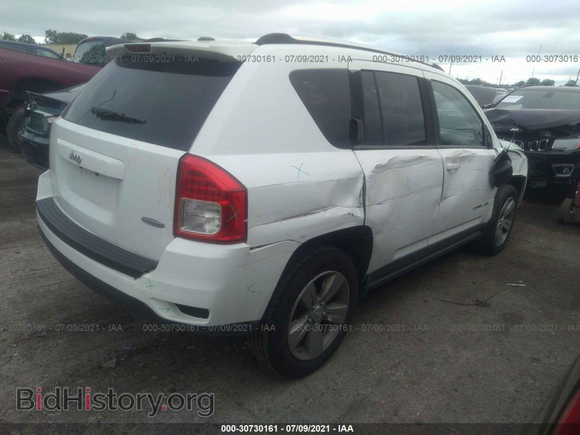 2011 JEEP COMPASS - VIN: 1J4NT1FB9BD195758 - Фото 4