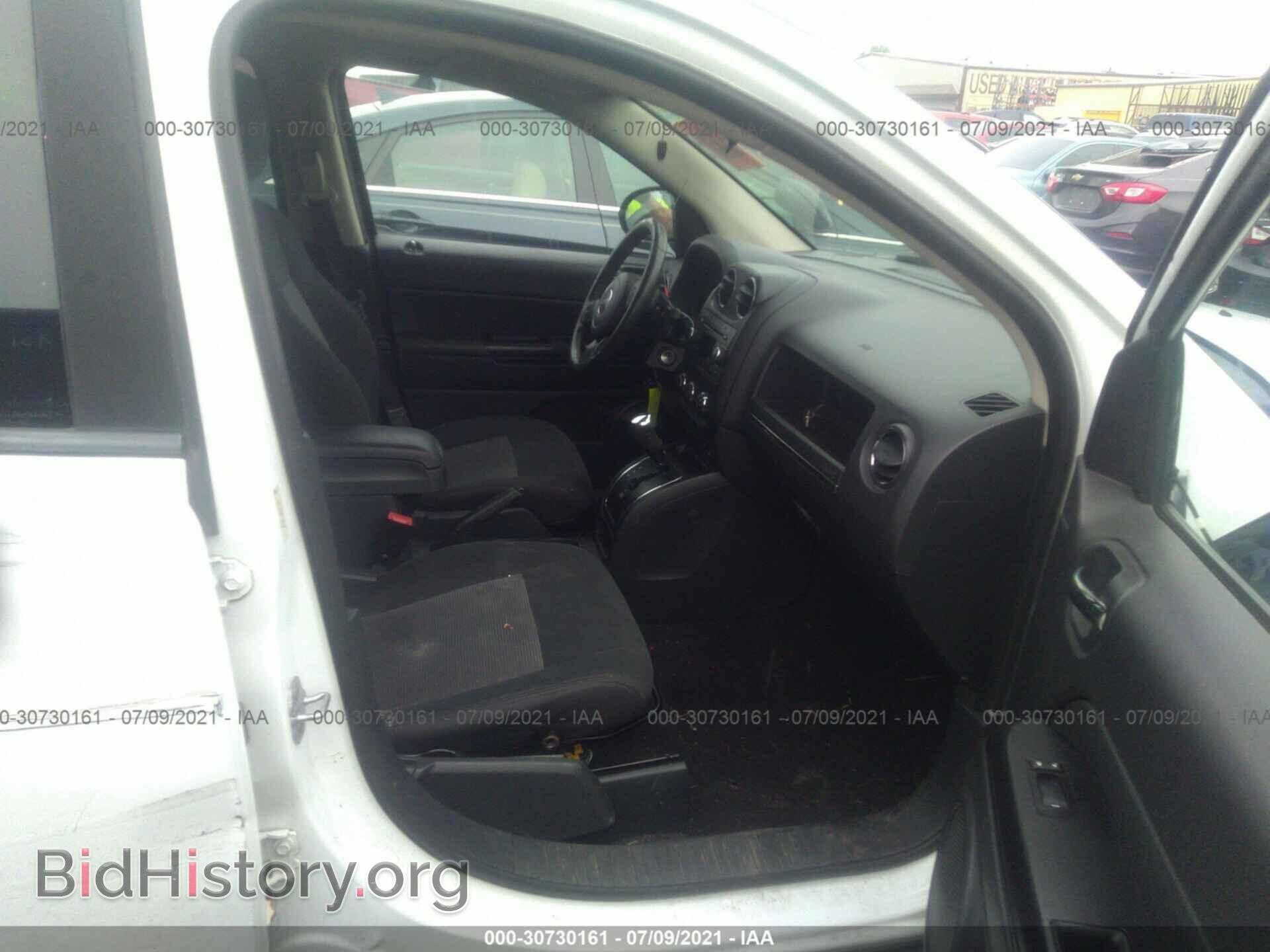 2011 JEEP COMPASS - VIN: 1J4NT1FB9BD195758 - Фото 5