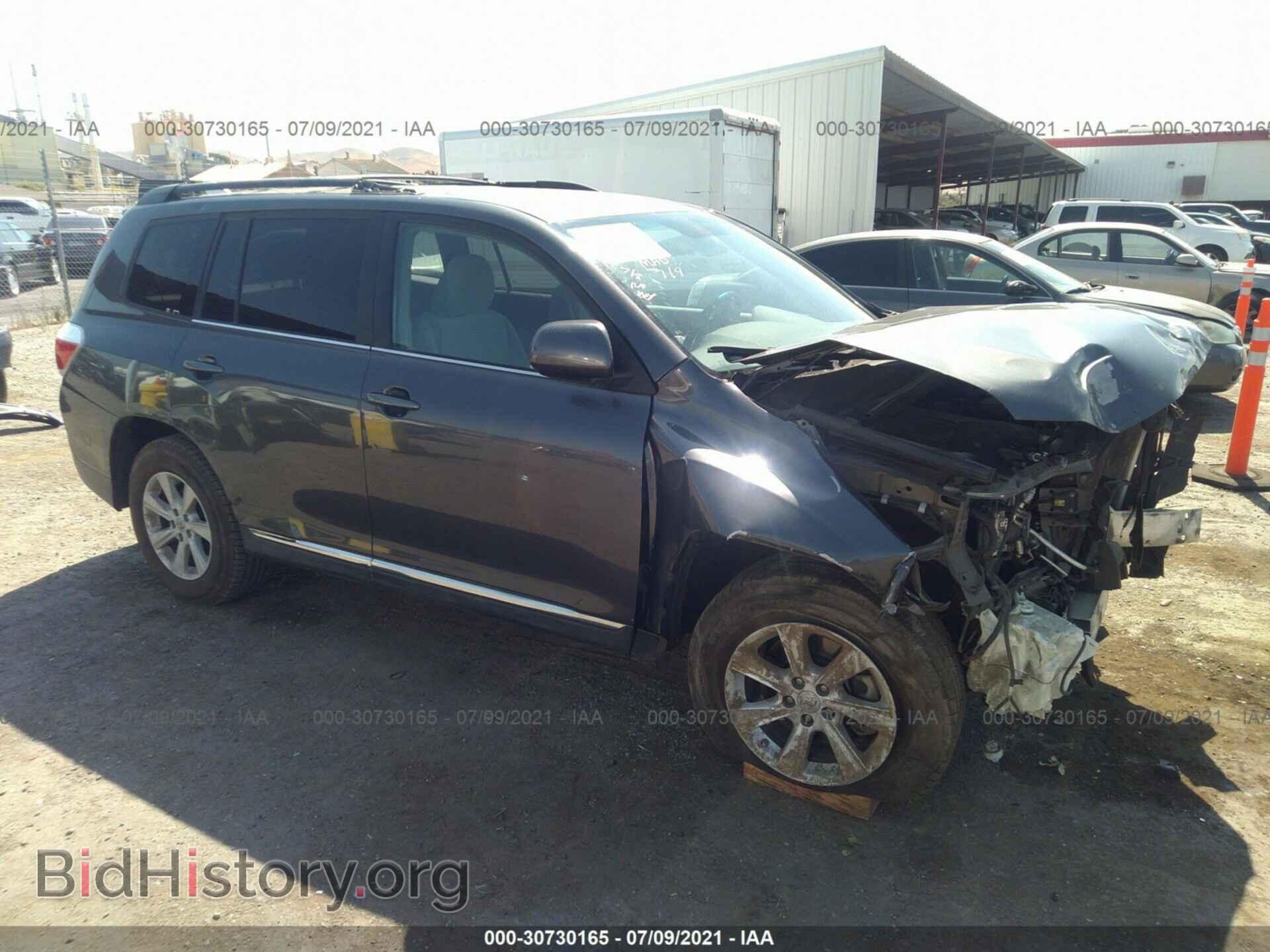 Photo 5TDZK3EH2CS077441 - TOYOTA HIGHLANDER 2012