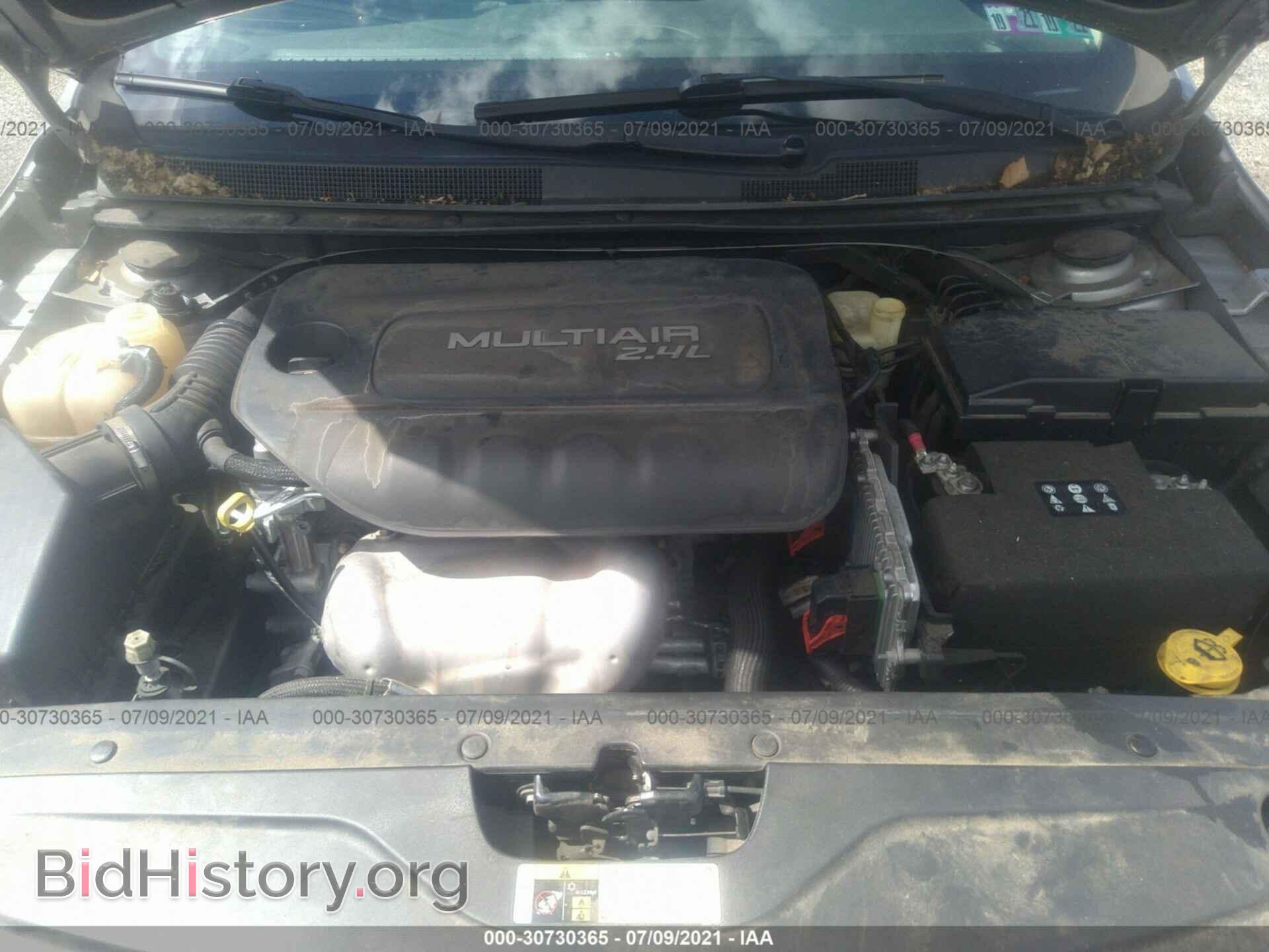 2016 CHRYSLER 200 - VIN: 1C3CCCABXGN191997 - Фото 10