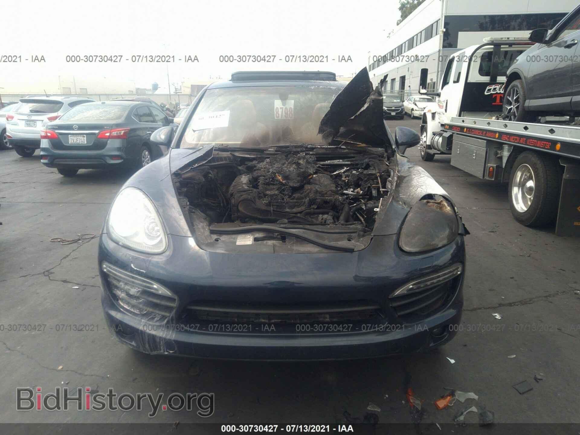 2011 PORSCHE CAYENNE - VIN: WP1AA2A24BLA09605 - Photo 6