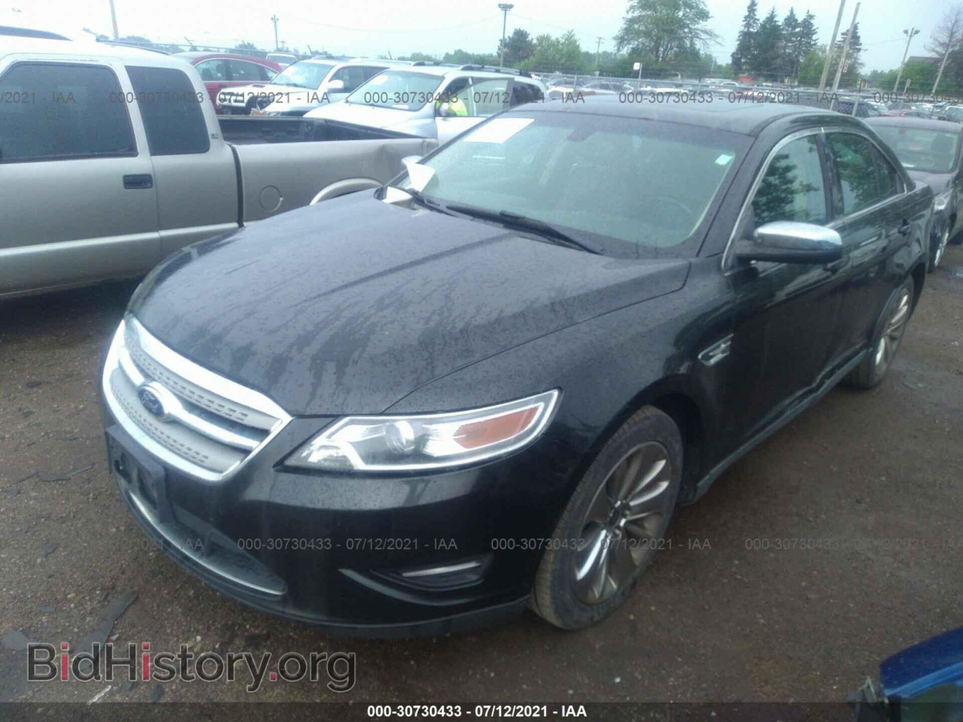 2011 FORD TAURUS - VIN: 1FAHP2FW8BG125575 - Фото 2