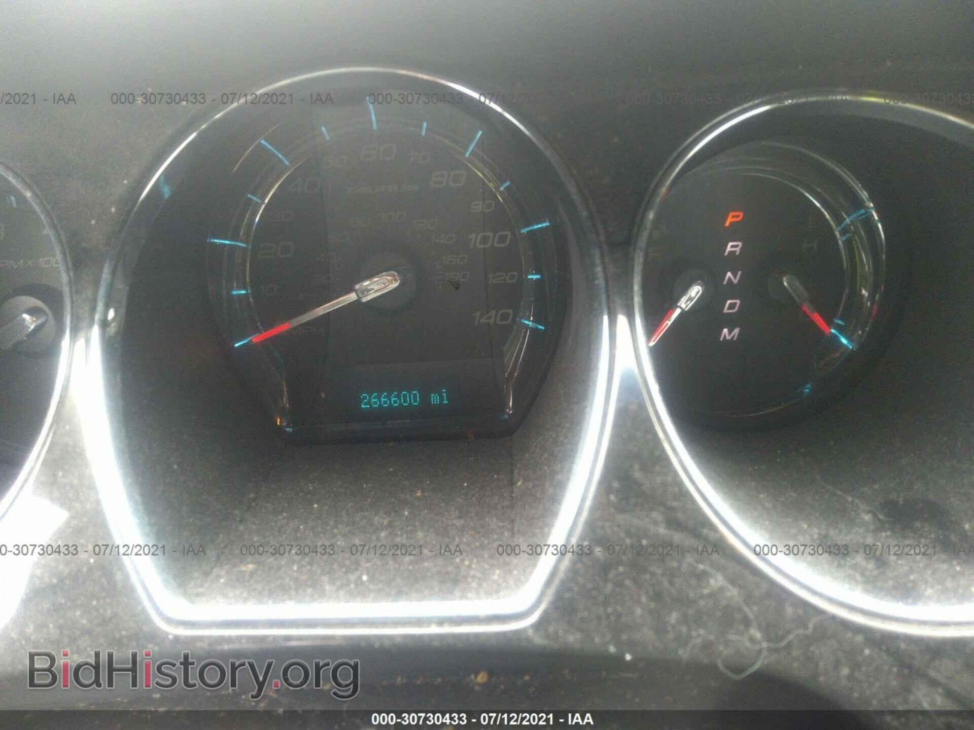 2011 FORD TAURUS - VIN: 1FAHP2FW8BG125575 - Фото 7