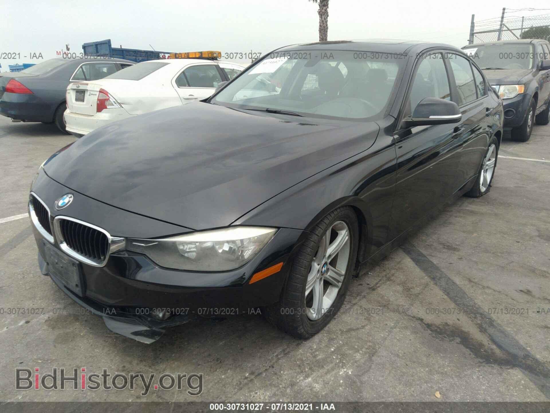 2013 BMW 3 SERIES - VIN: WBA3A5C51DF350607 - Photo 2