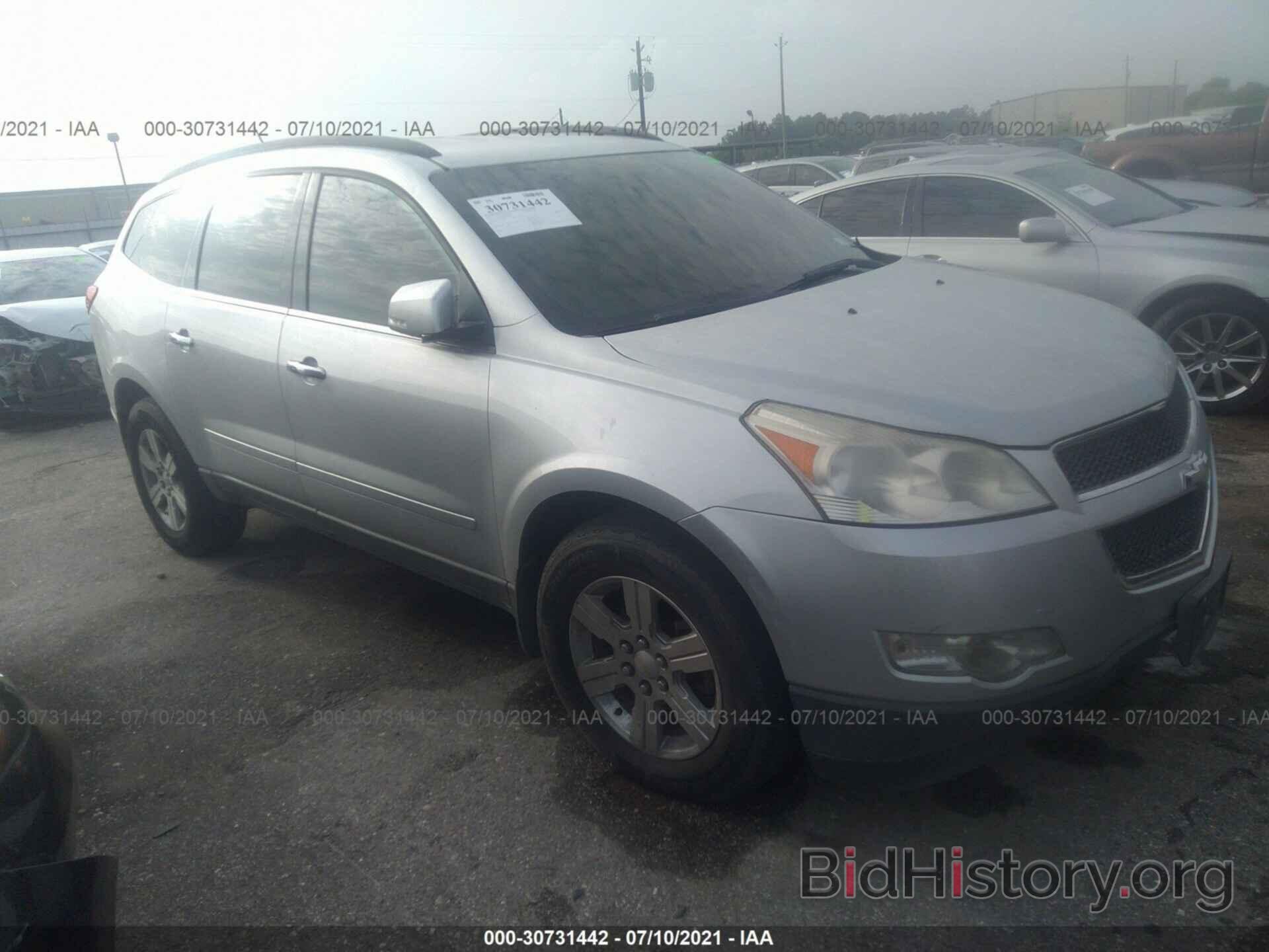 Photo 1GNKVGED3BJ100919 - CHEVROLET TRAVERSE 2011