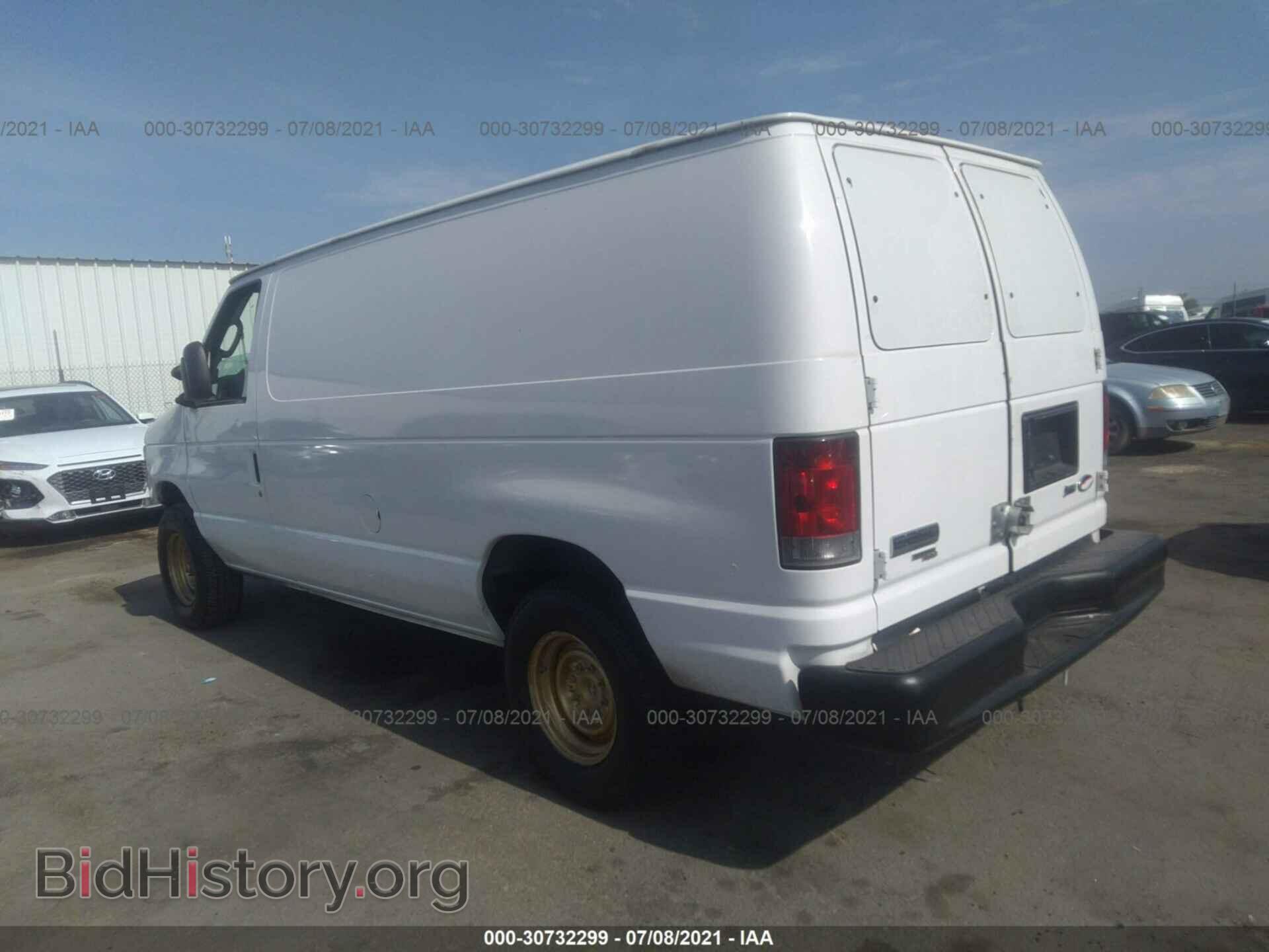 2011 FORD ECONOLINE CARGO VAN - VIN: 1FTNE2EW4BDB24106 - Фото 3