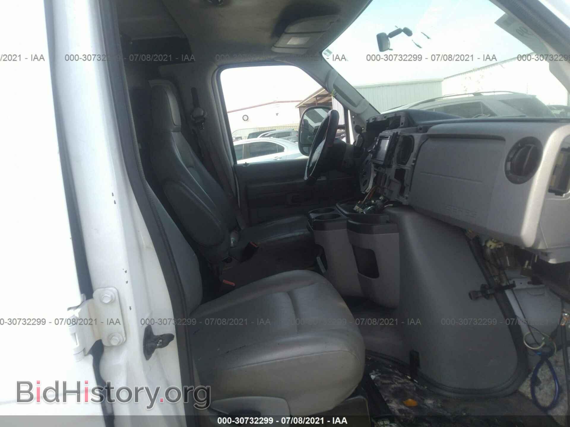 2011 FORD ECONOLINE CARGO VAN - VIN: 1FTNE2EW4BDB24106 - Фото 5