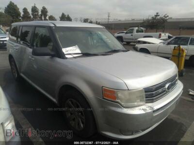 2011 Ford FLEX SE, серебристый — VIN 2FMGK5BC3BBD21721, IAAI